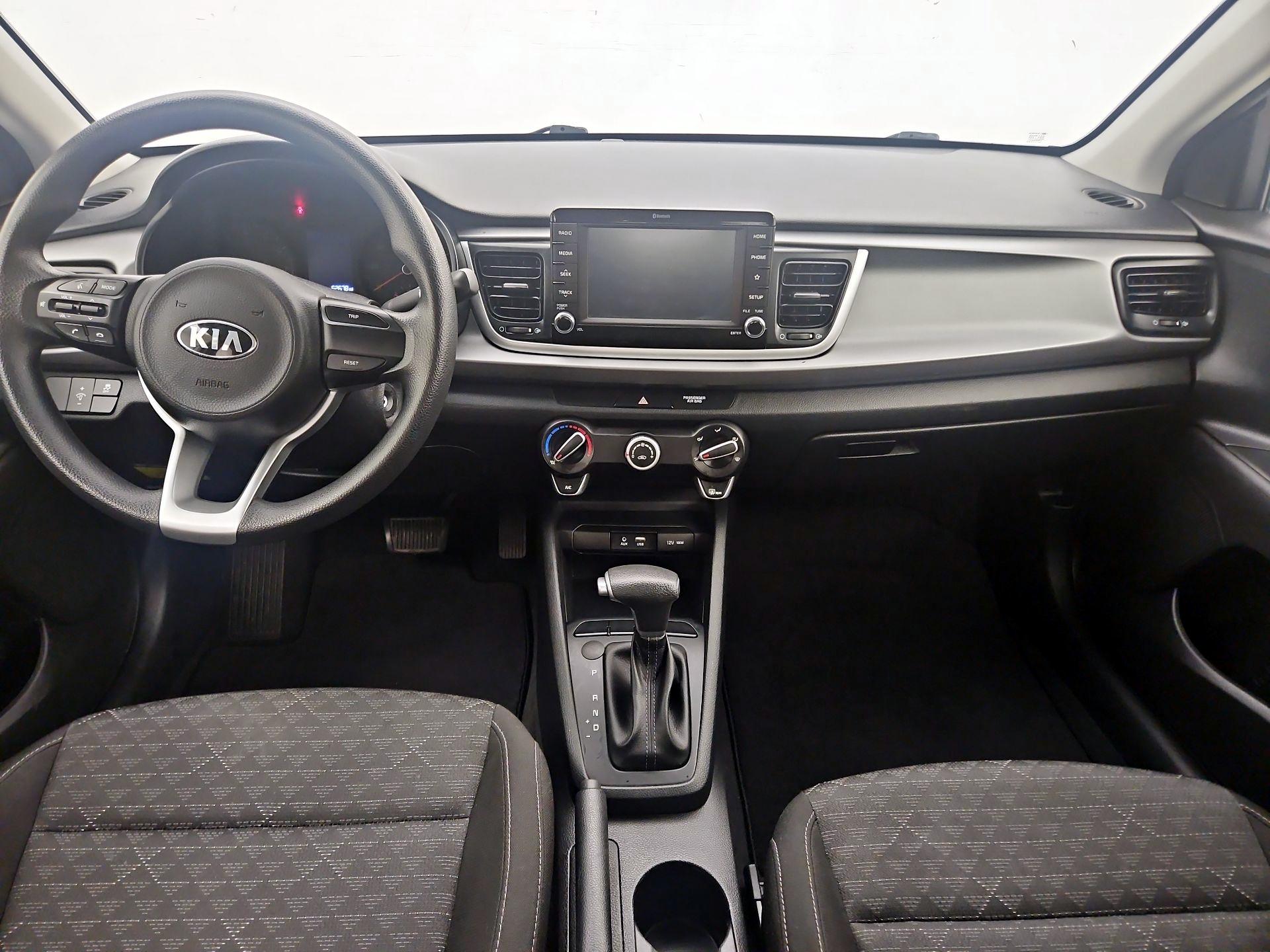 Thumbnail: 2020 Kia Rio - 9