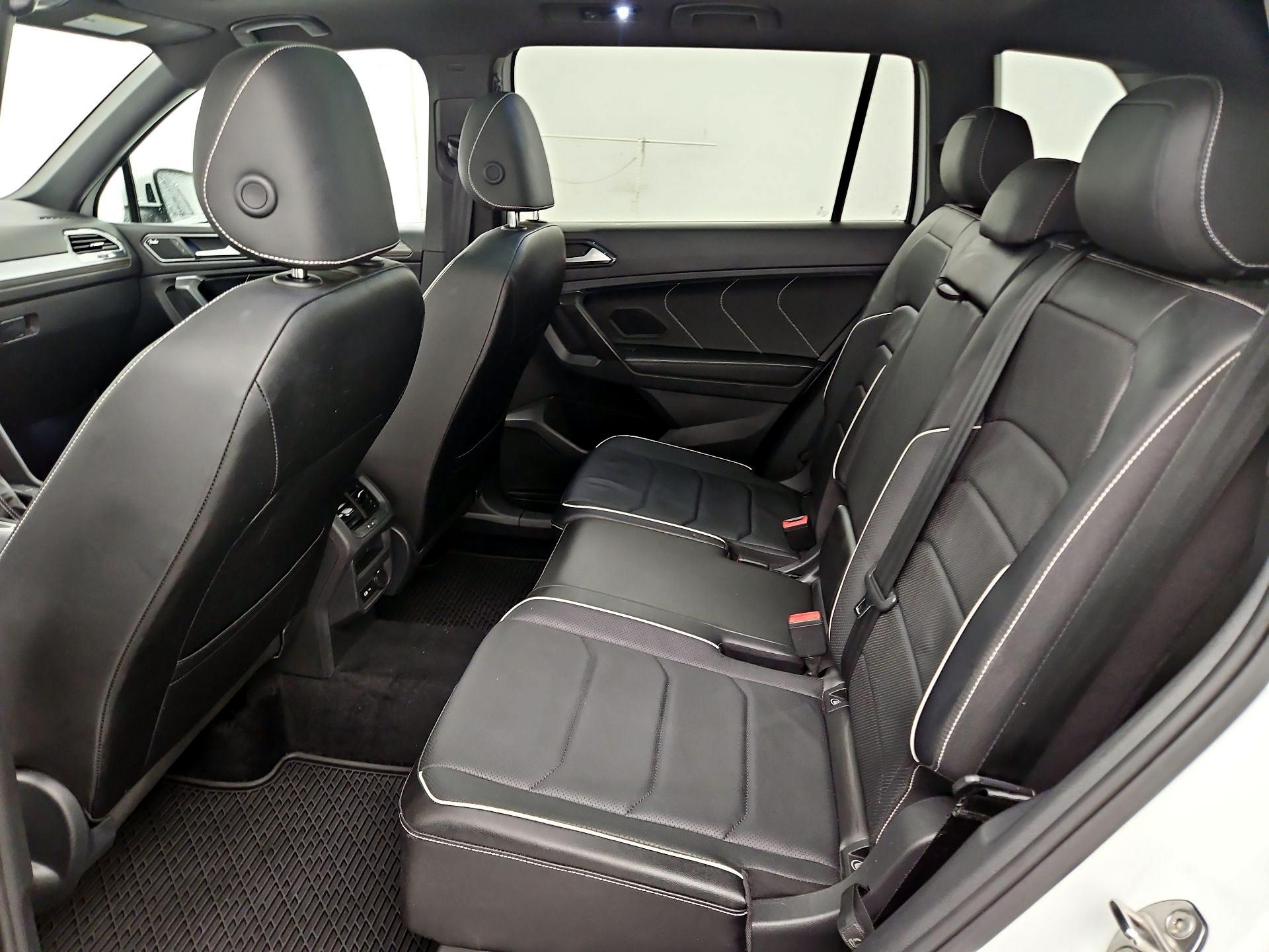 Thumbnail: 2022 Volkswagen Tiguan - 20