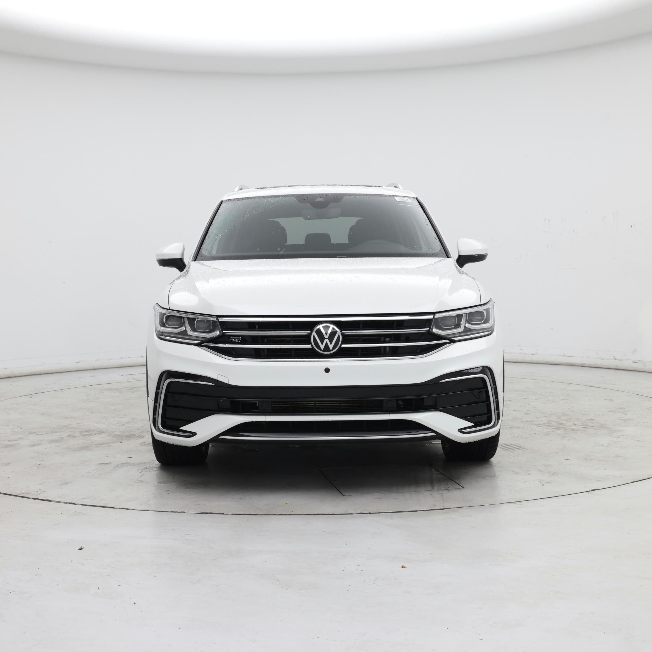 Thumbnail: 2022 Volkswagen Tiguan - 5