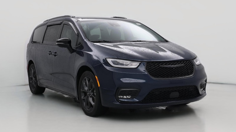 2023 Chrysler Pacifica Limited Hero Image