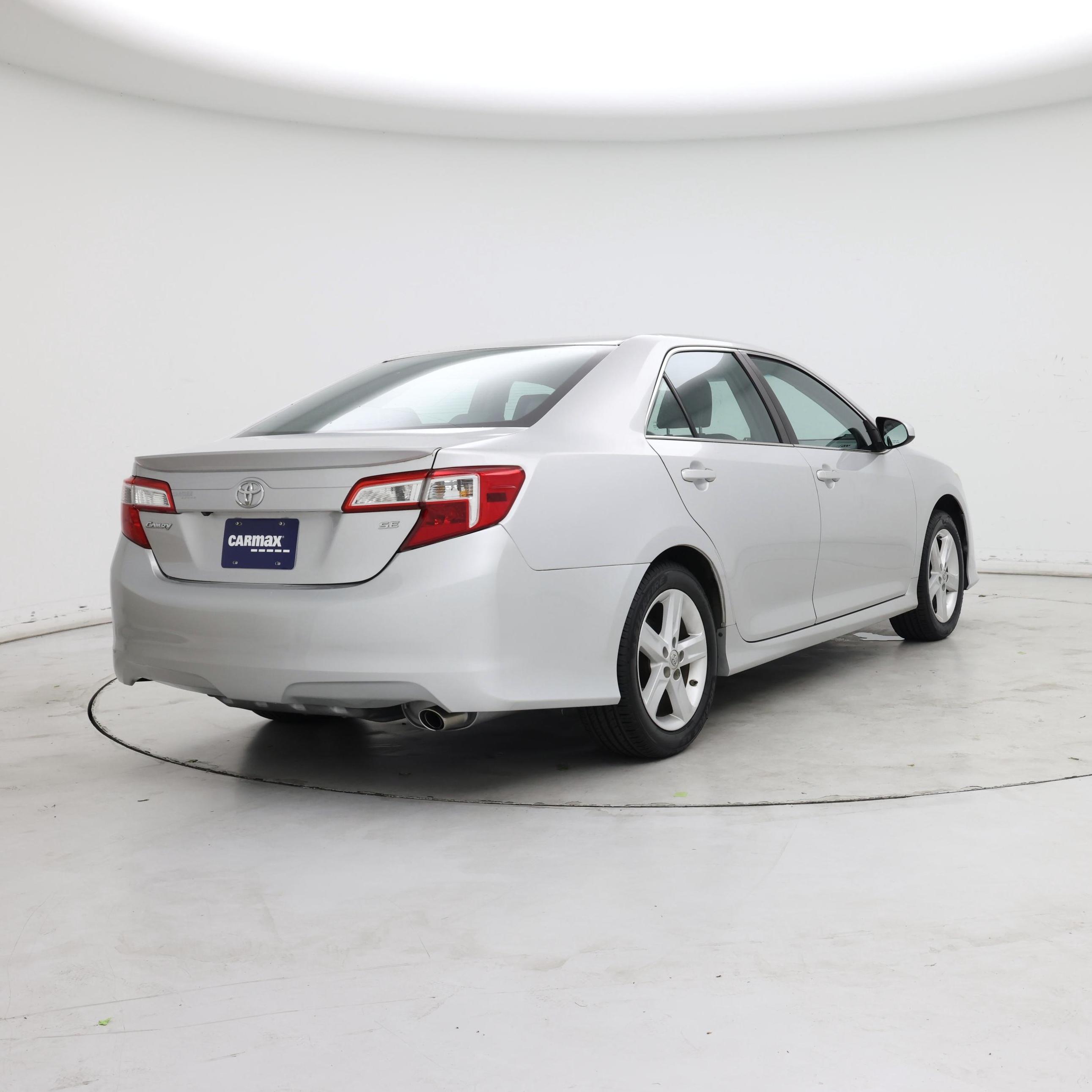 Thumbnail: 2014 Toyota Camry - 8