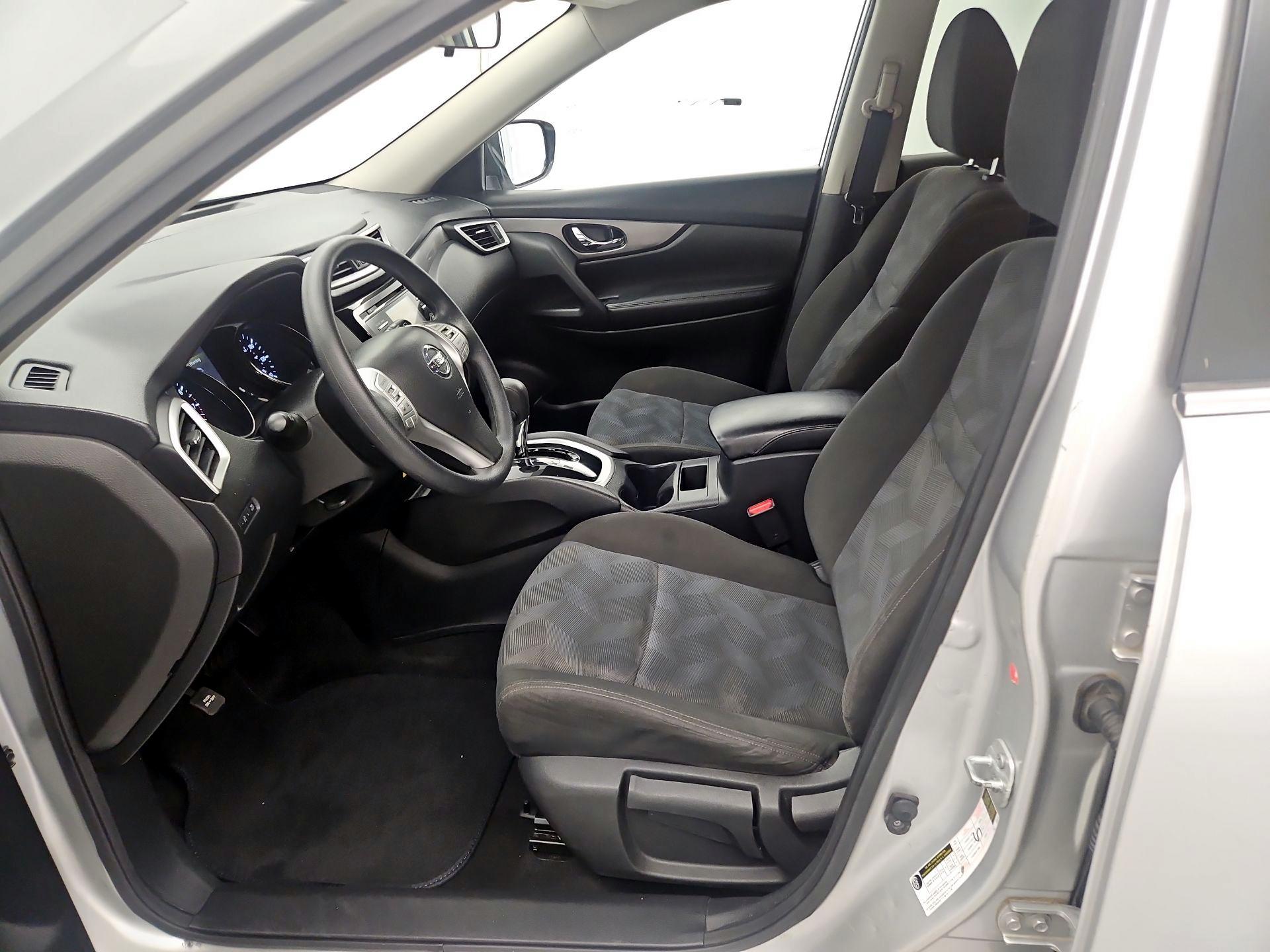 Thumbnail: 2016 Nissan Rogue - 11