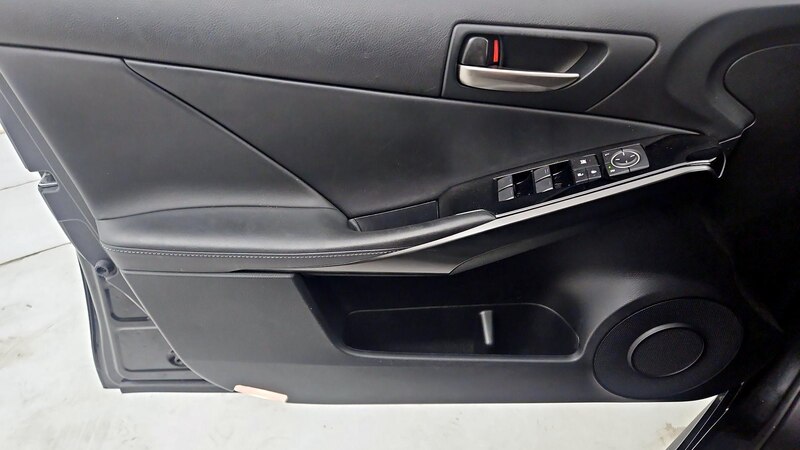 2021 Lexus IS 300 10