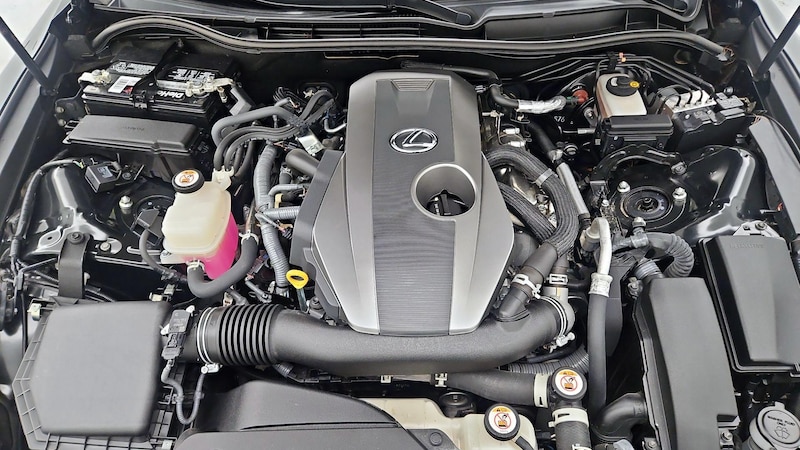 2021 Lexus IS 300 20