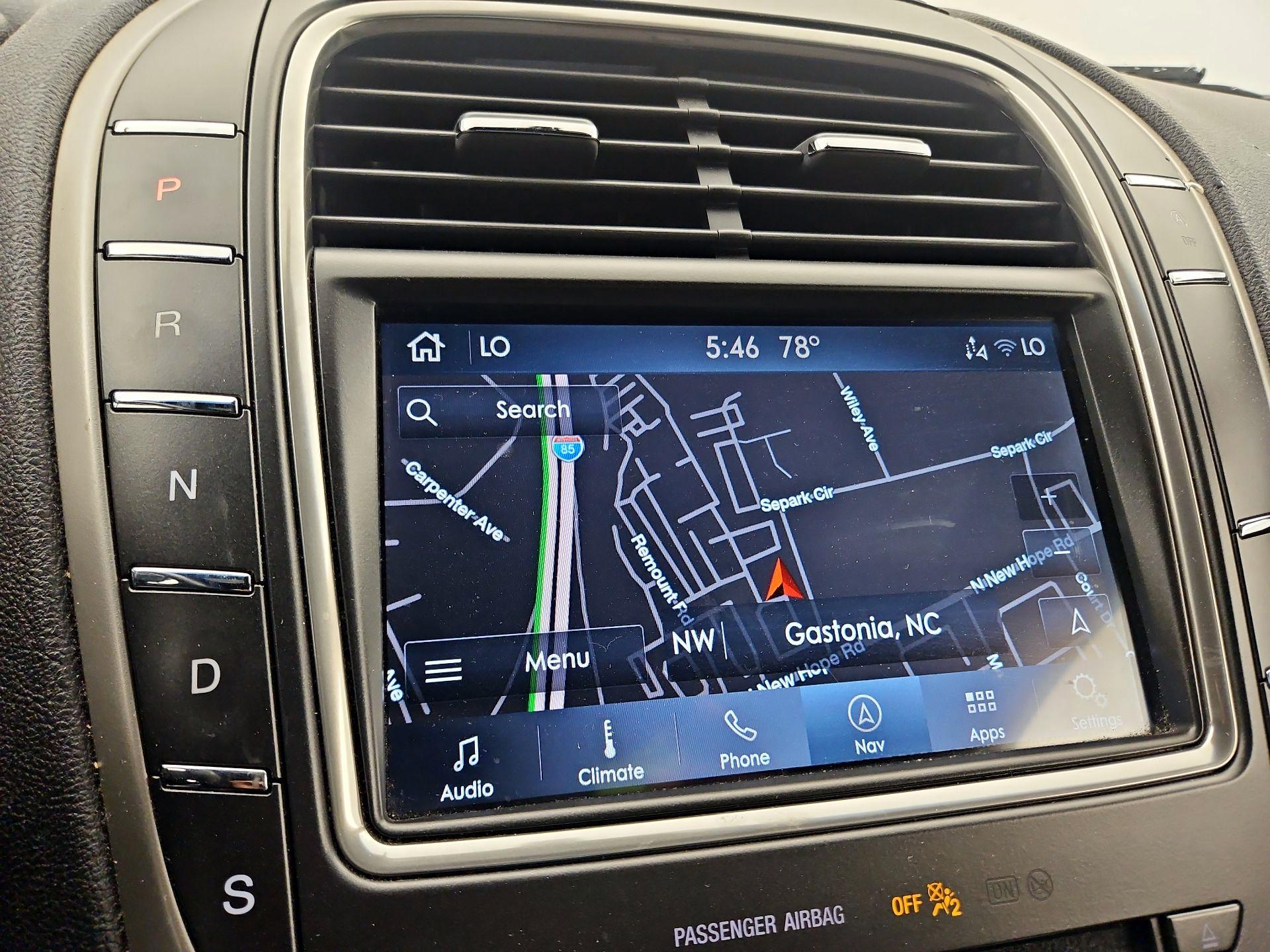 Thumbnail: 2019 Lincoln Nautilus - 14