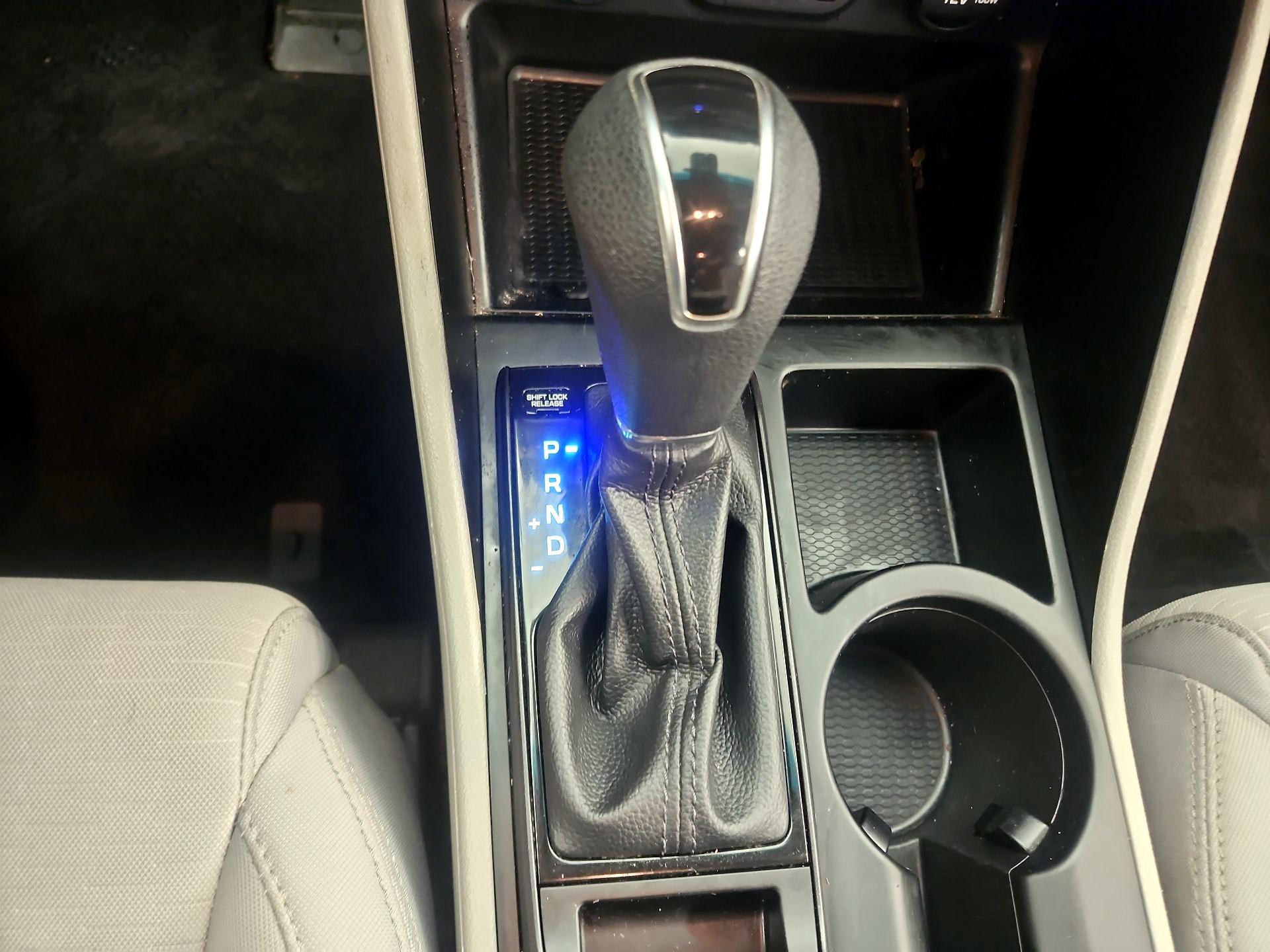 Thumbnail: 2020 Hyundai Tucson - 17