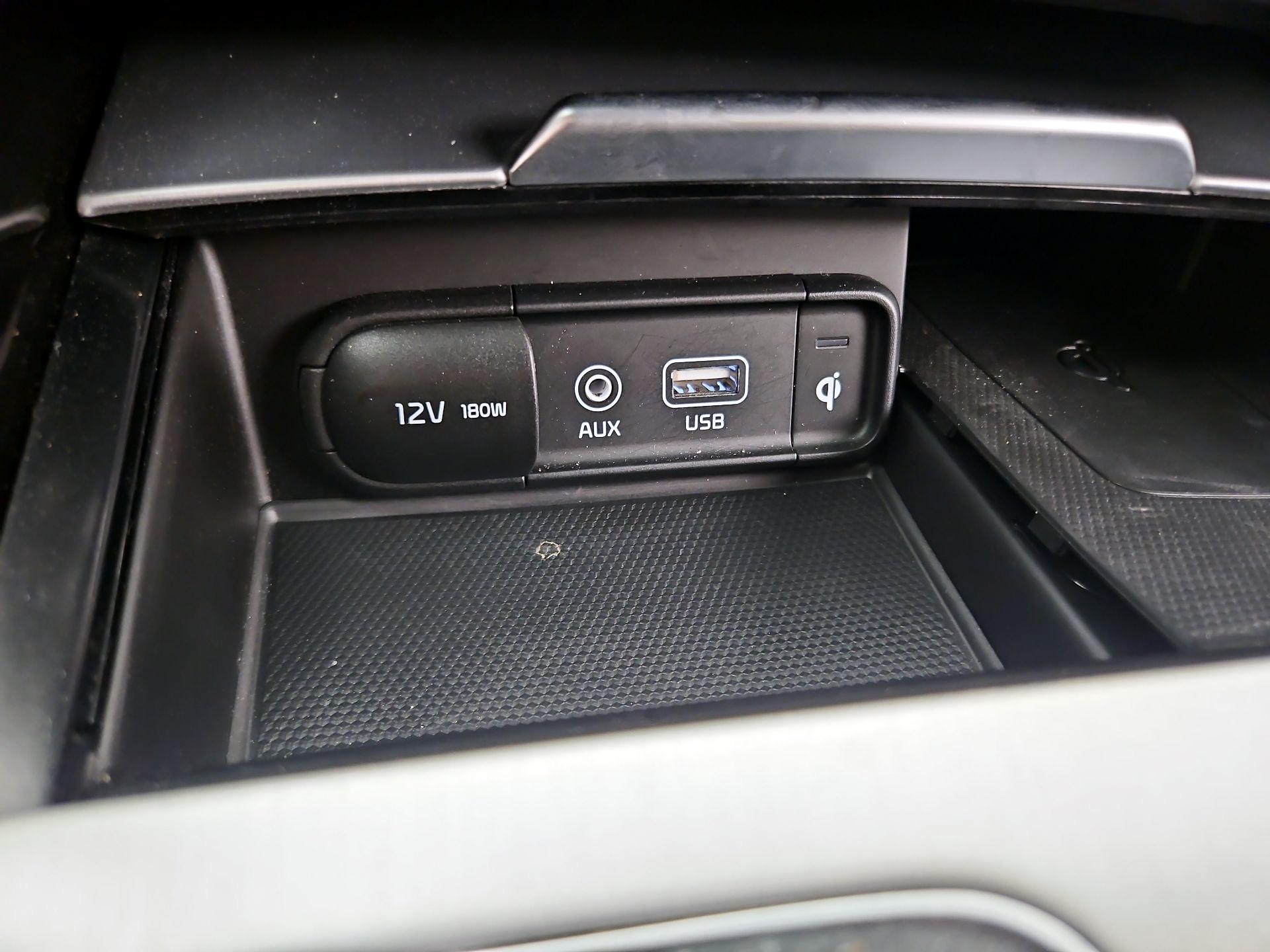 Thumbnail: 2019 Kia Stinger - 19