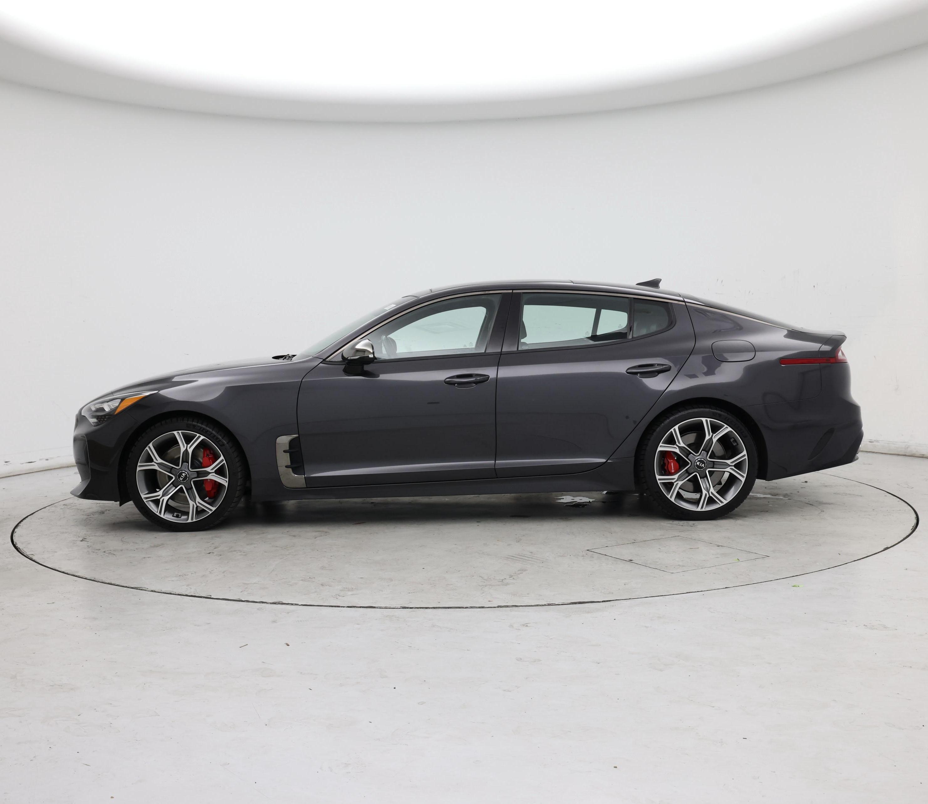 Thumbnail: 2019 Kia Stinger - 3
