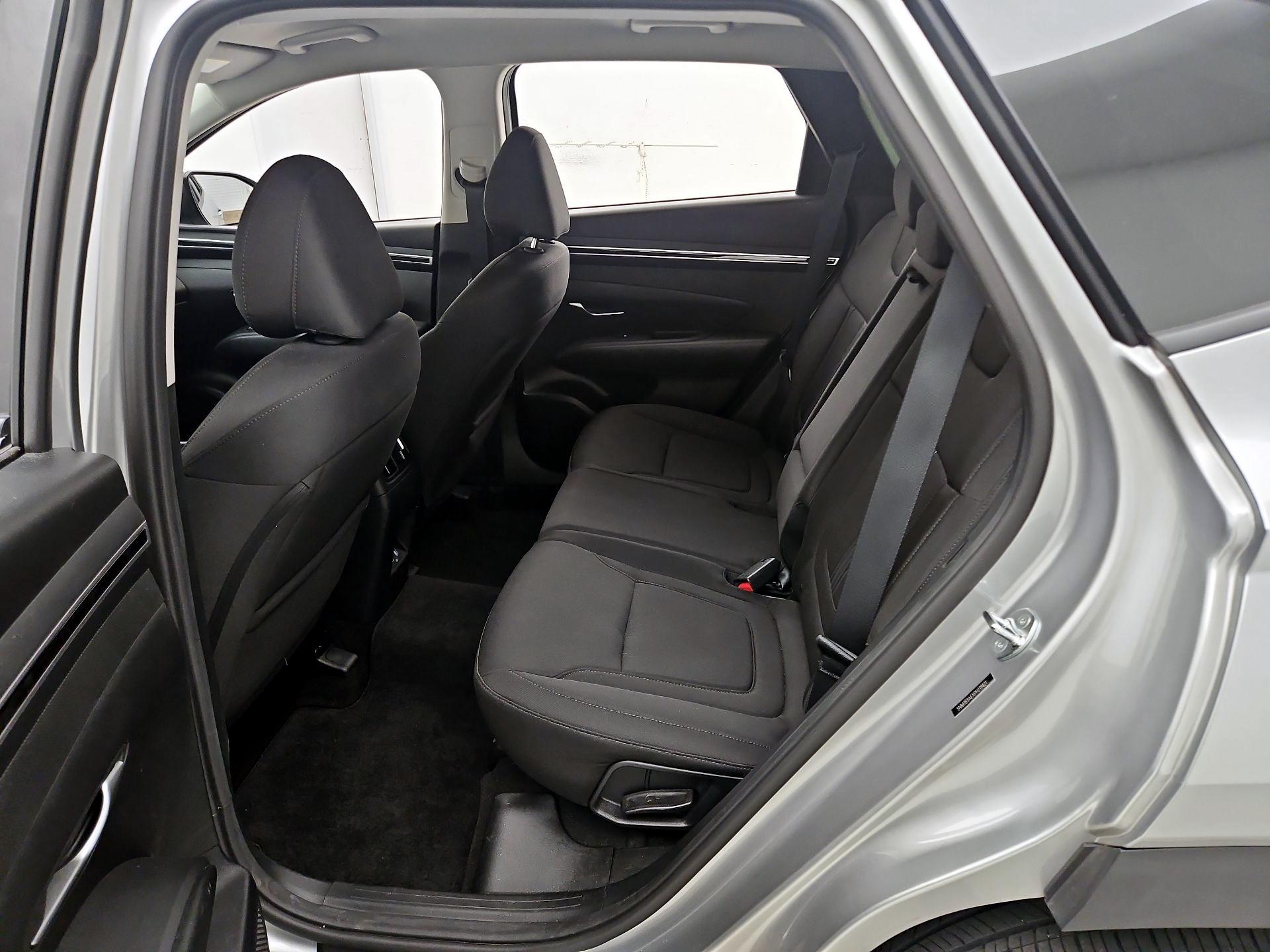 Thumbnail: 2023 Hyundai Tucson - 19