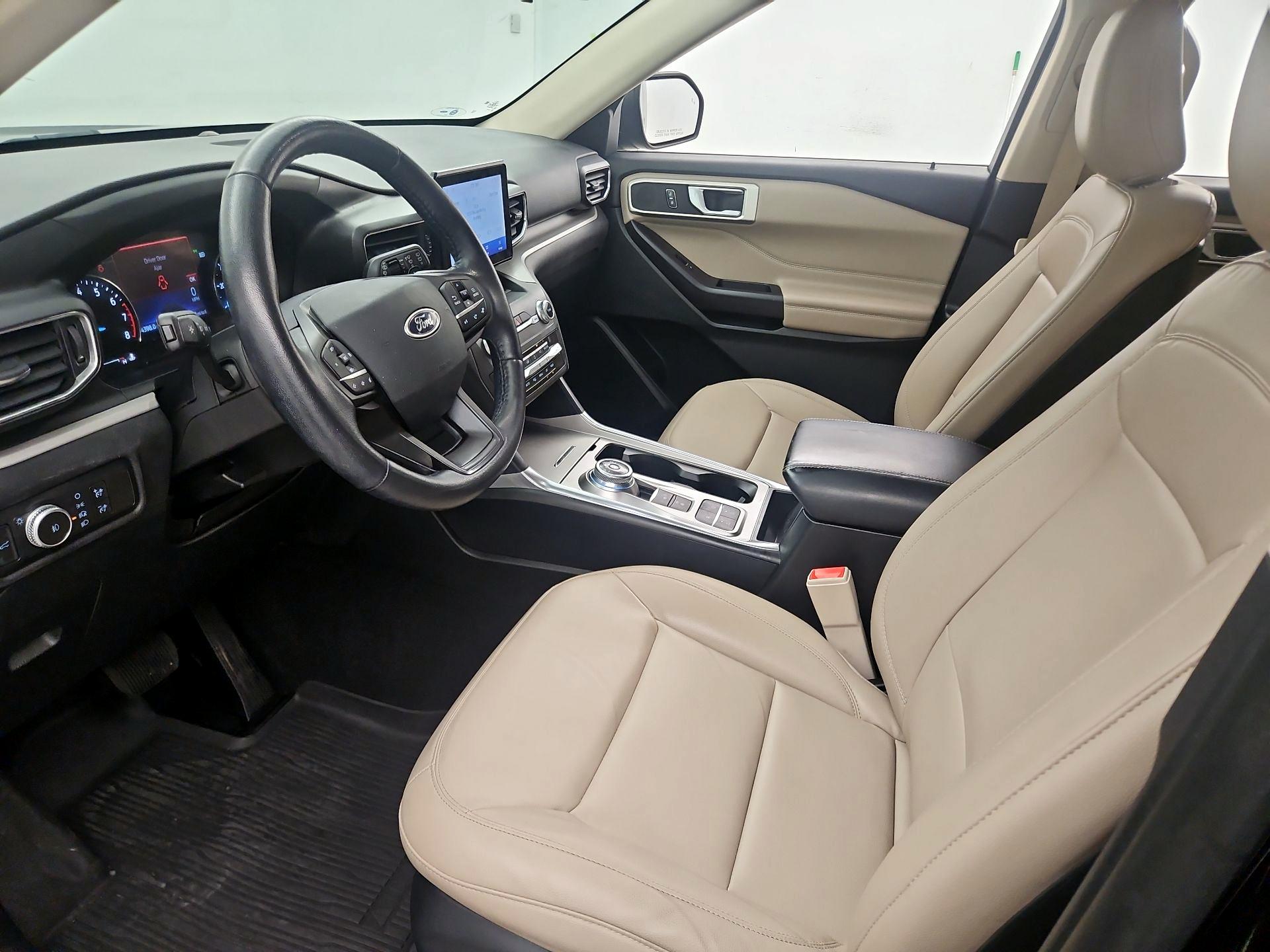 Thumbnail: 2020 Ford Explorer - 11