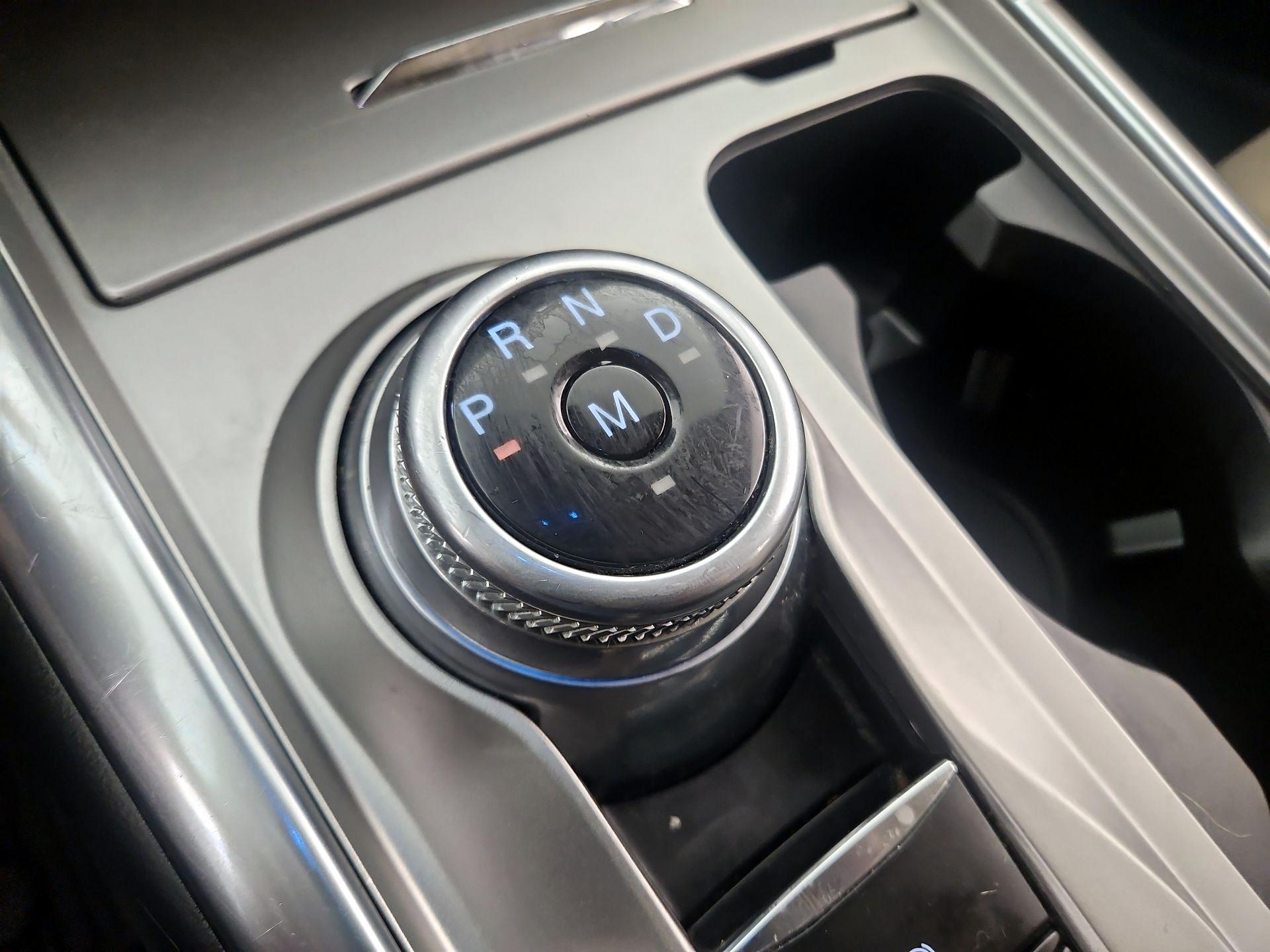 Thumbnail: 2020 Ford Explorer - 17