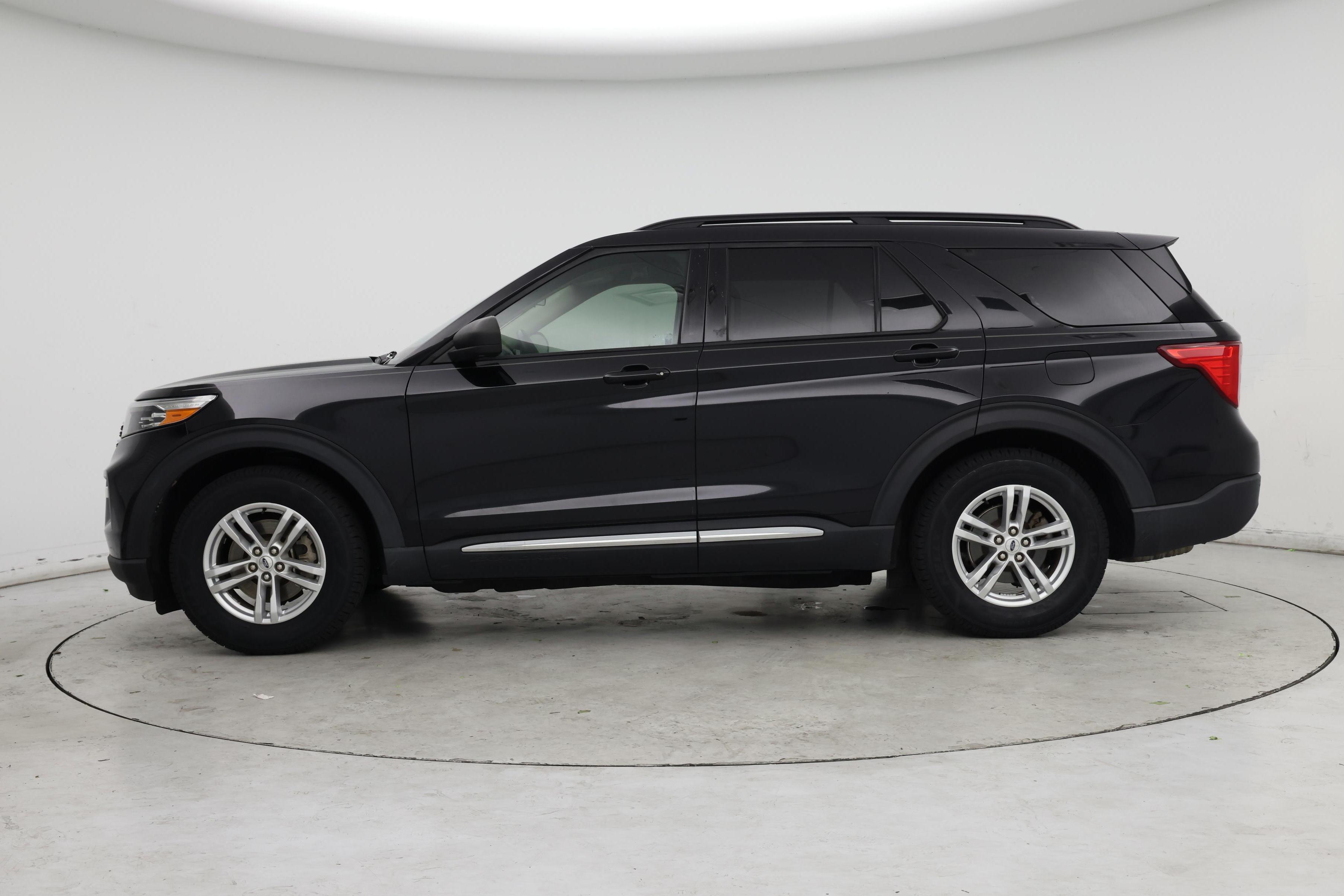 Thumbnail: 2020 Ford Explorer - 3