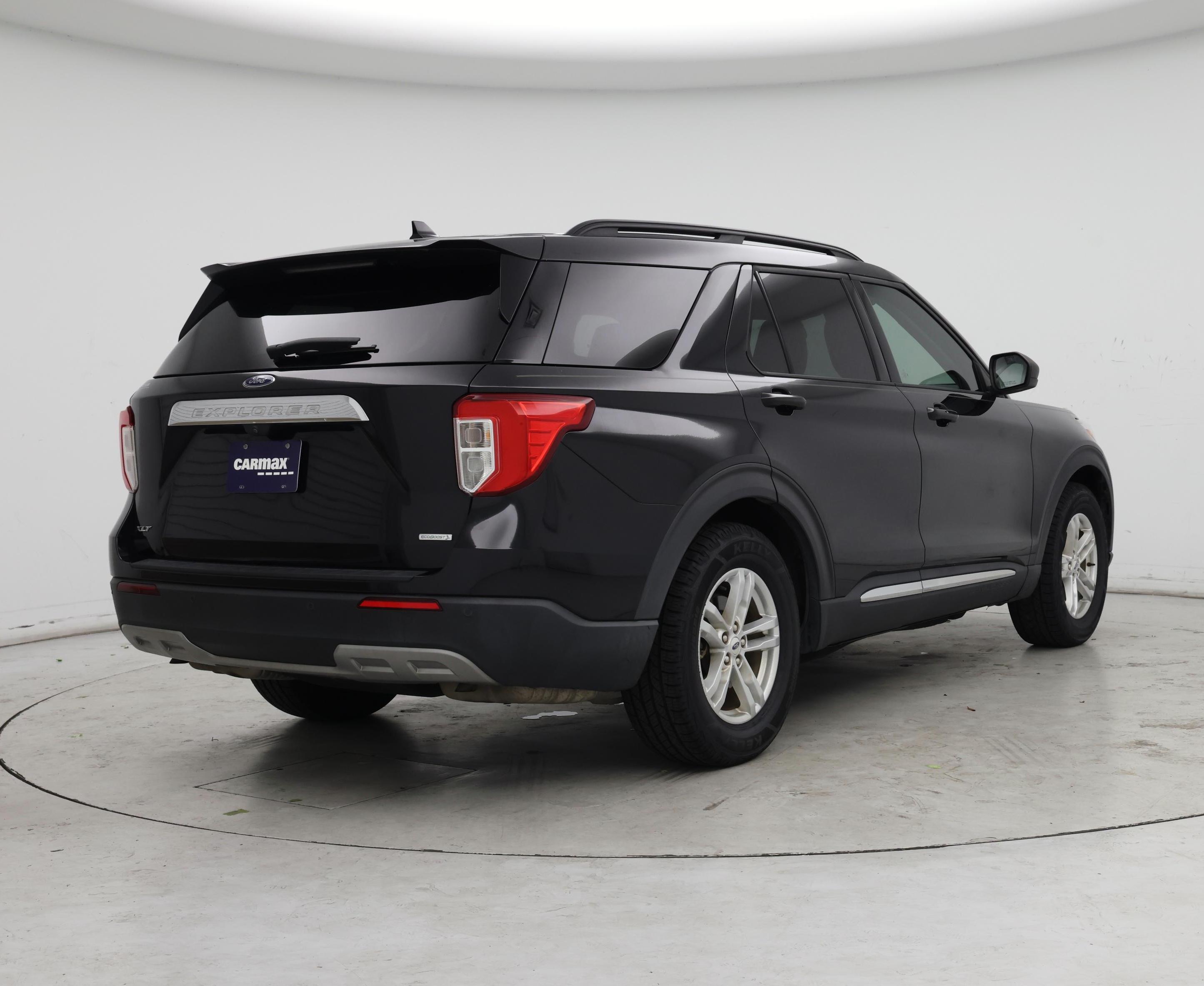 Thumbnail: 2020 Ford Explorer - 8