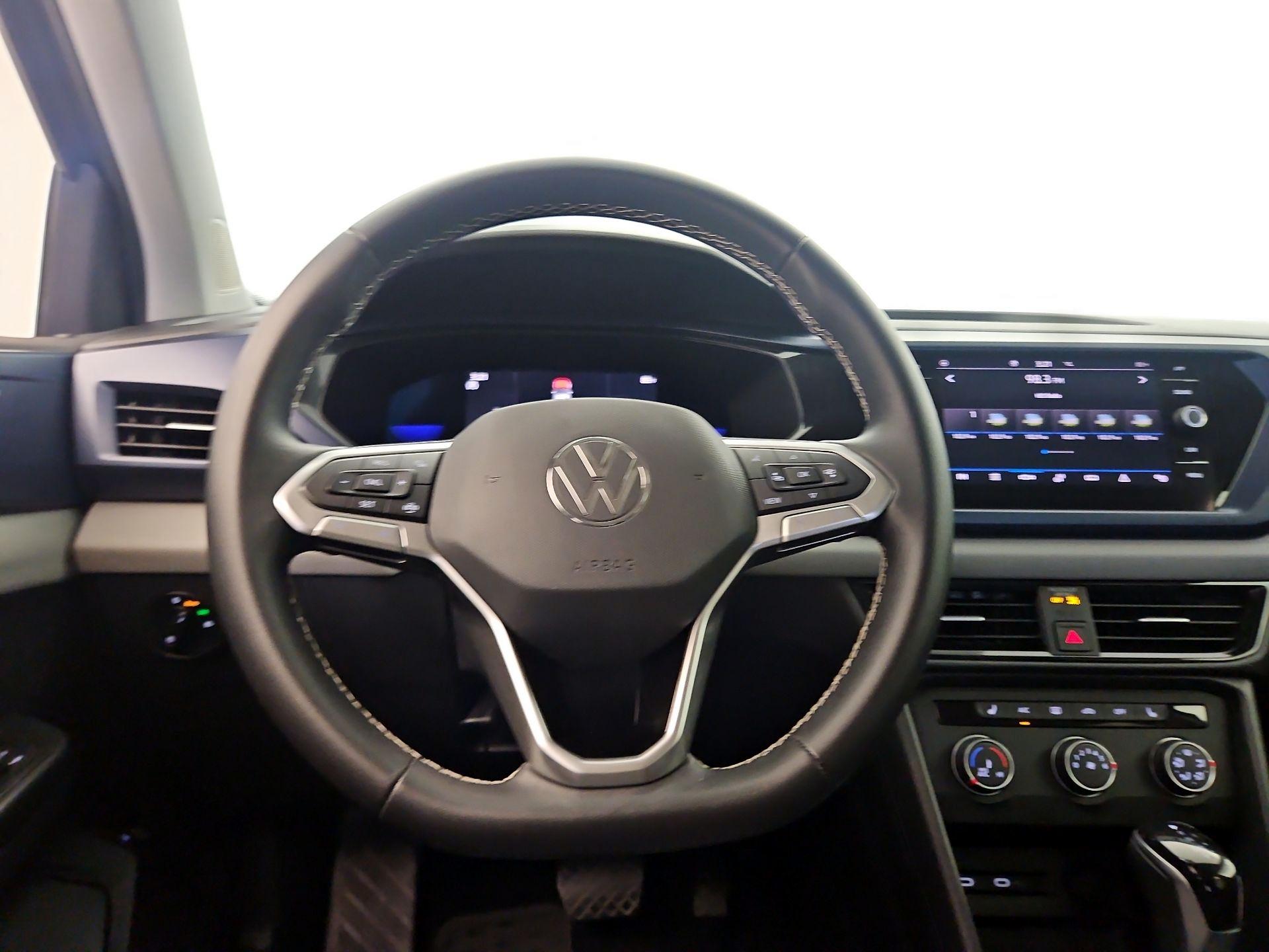 Thumbnail: 2022 Volkswagen Taos - 10