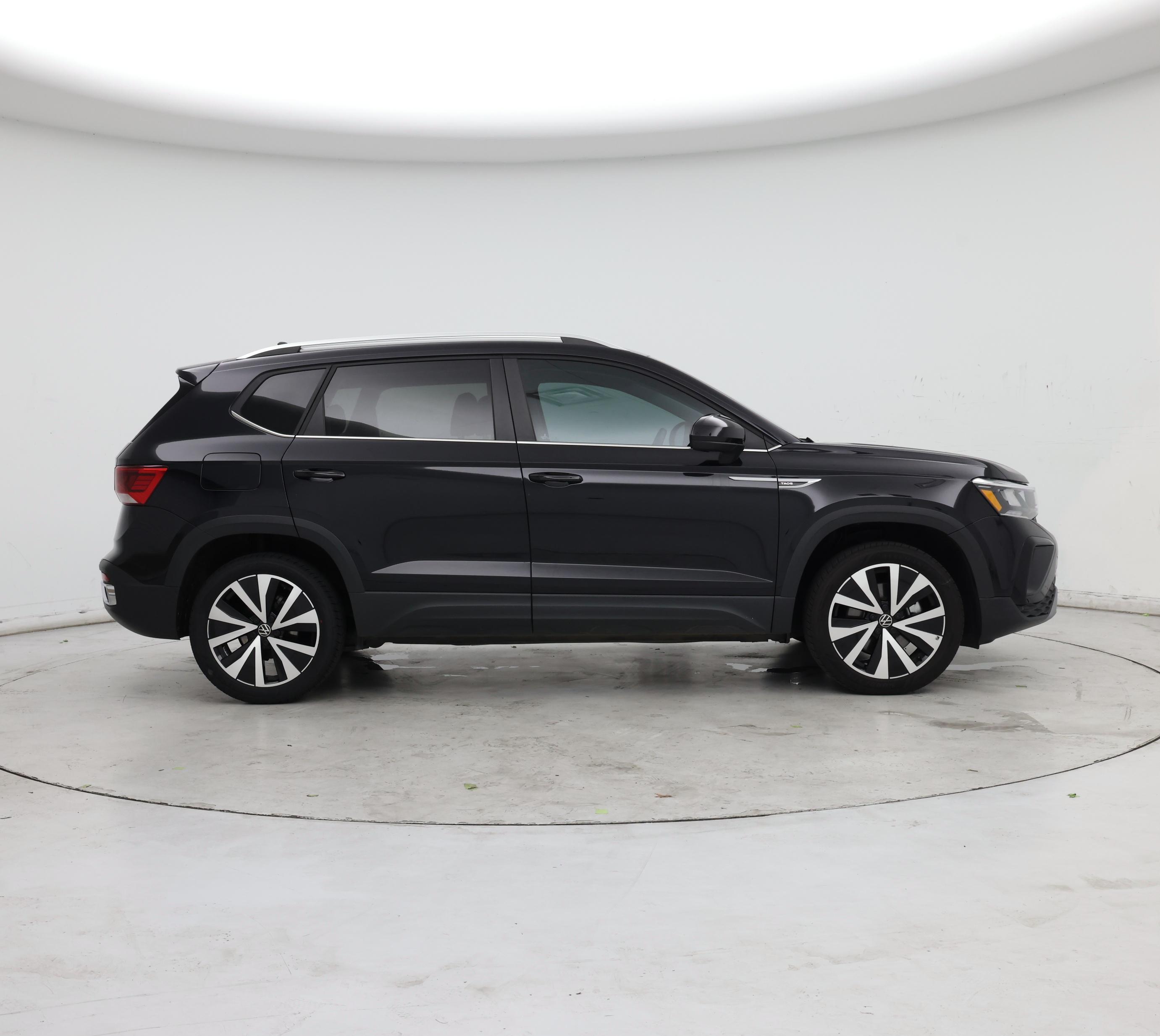 Thumbnail: 2022 Volkswagen Taos - 7