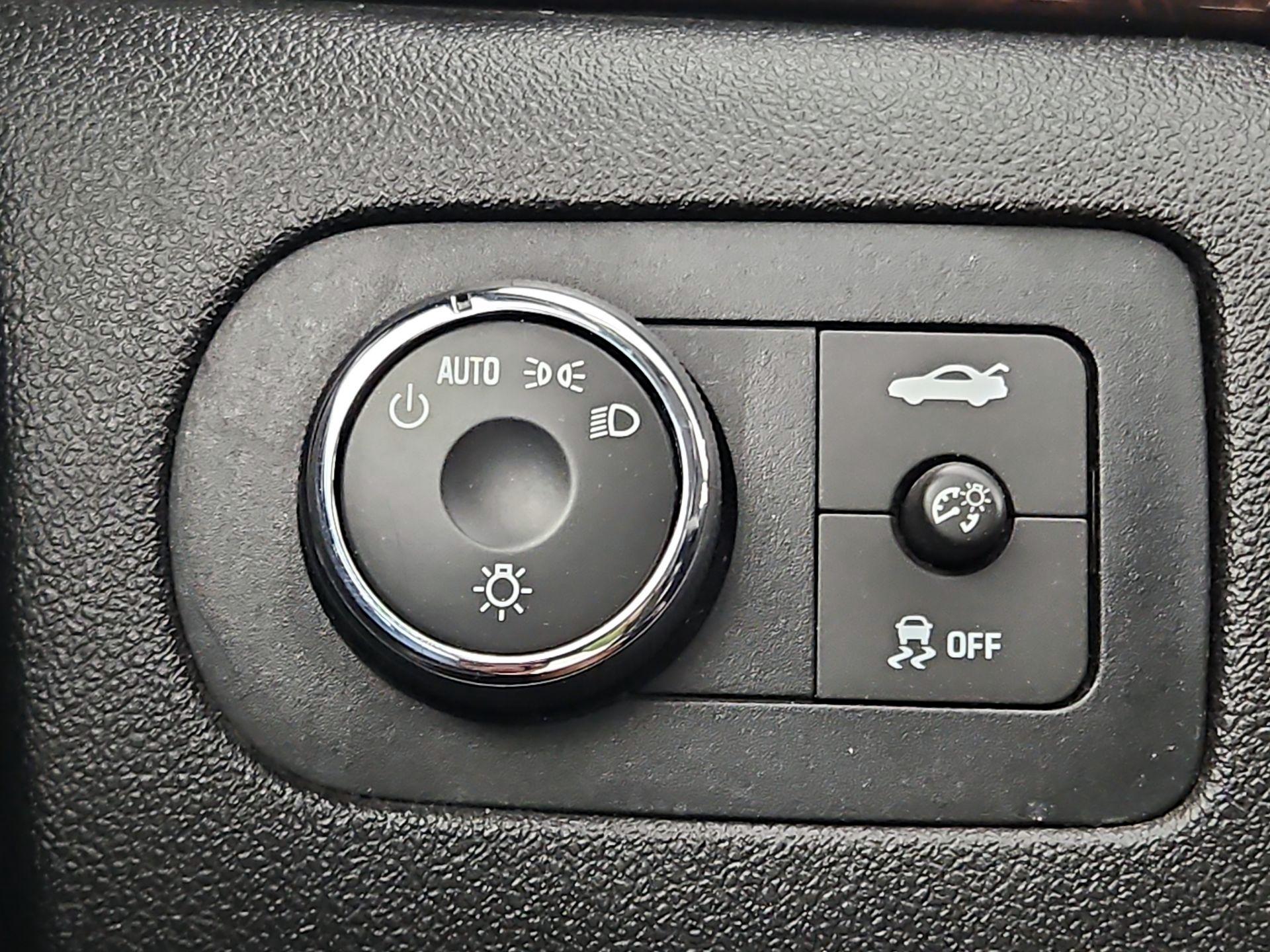 Thumbnail: 2014 Chevrolet Impala - 13