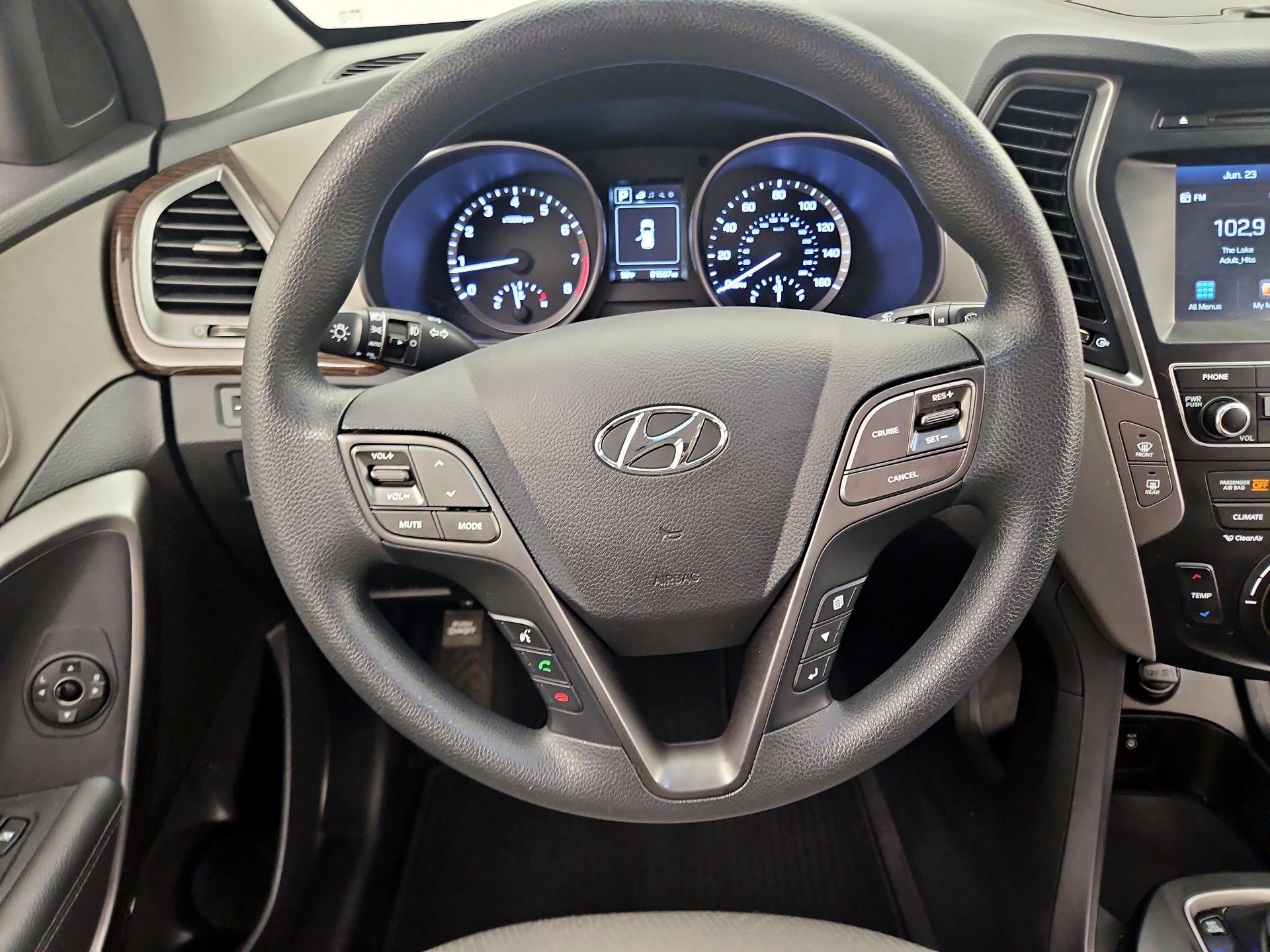 Thumbnail: 2018 Hyundai Santa Fe - 10