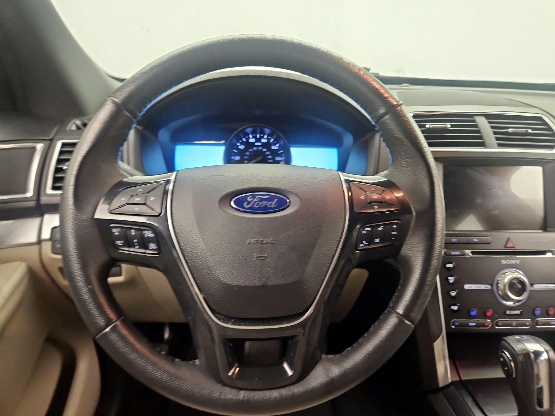 Thumbnail: 2018 Ford Explorer - 10