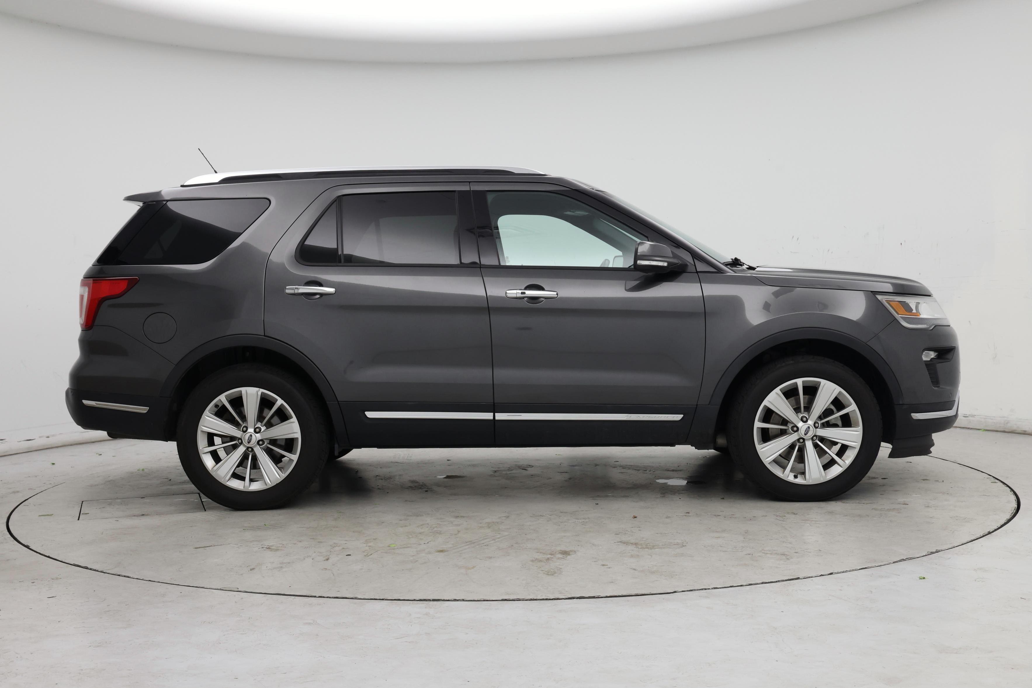 Thumbnail: 2018 Ford Explorer - 7