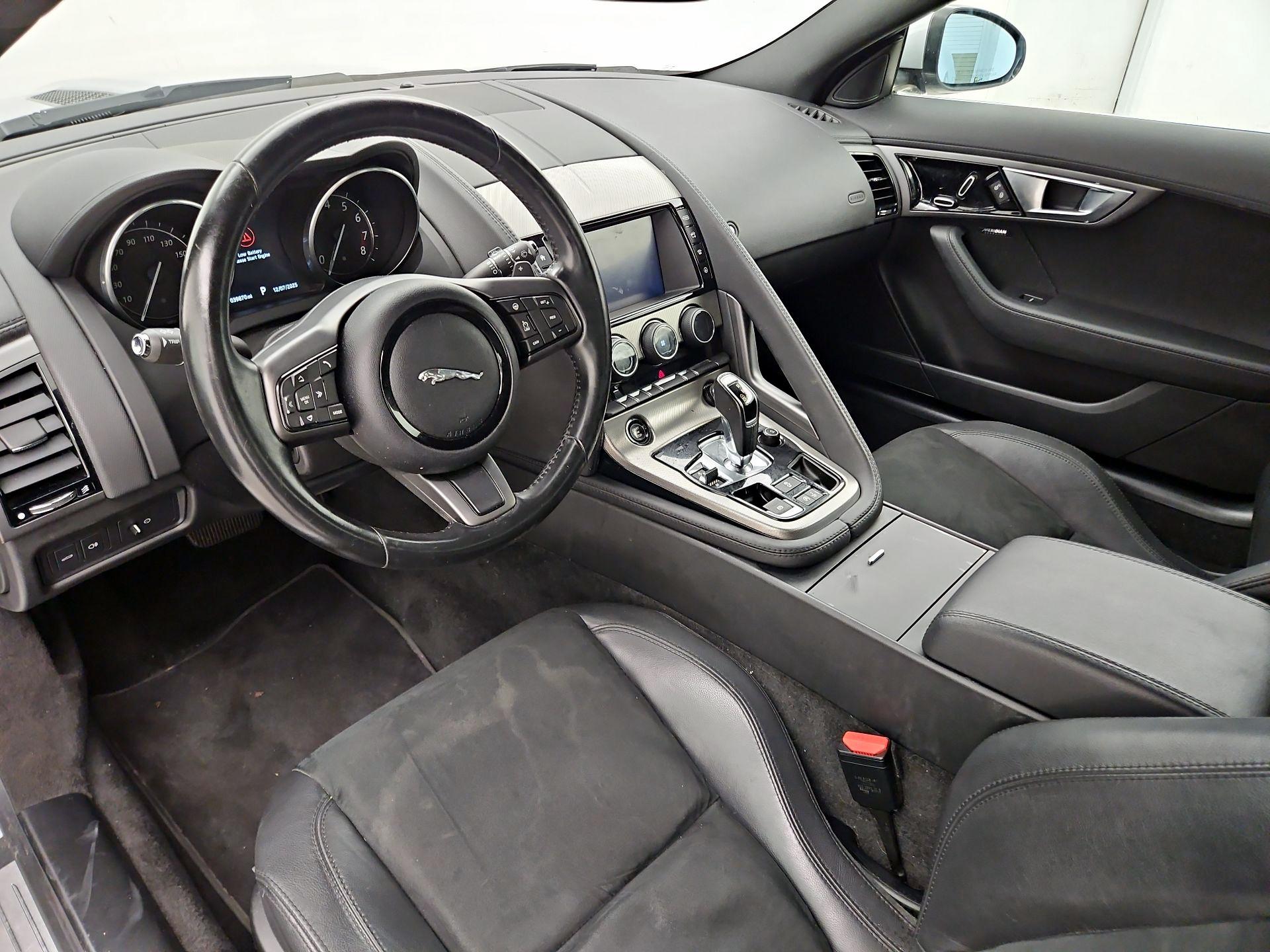 Thumbnail: 2017 Jaguar F-Type - 9