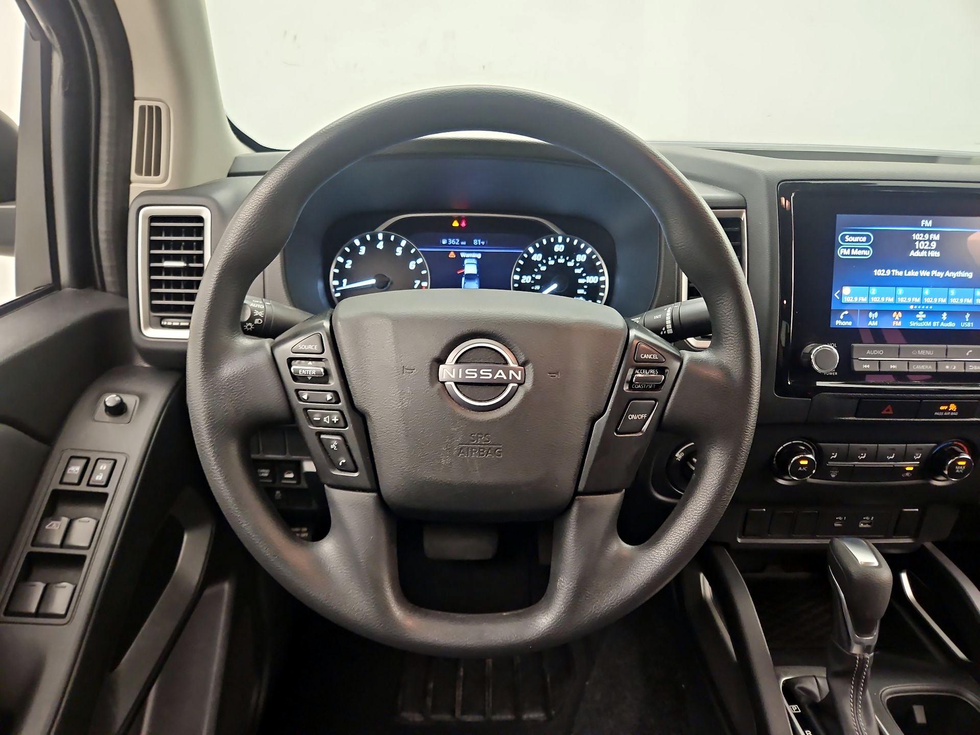 Thumbnail: 2022 Nissan Frontier - 10