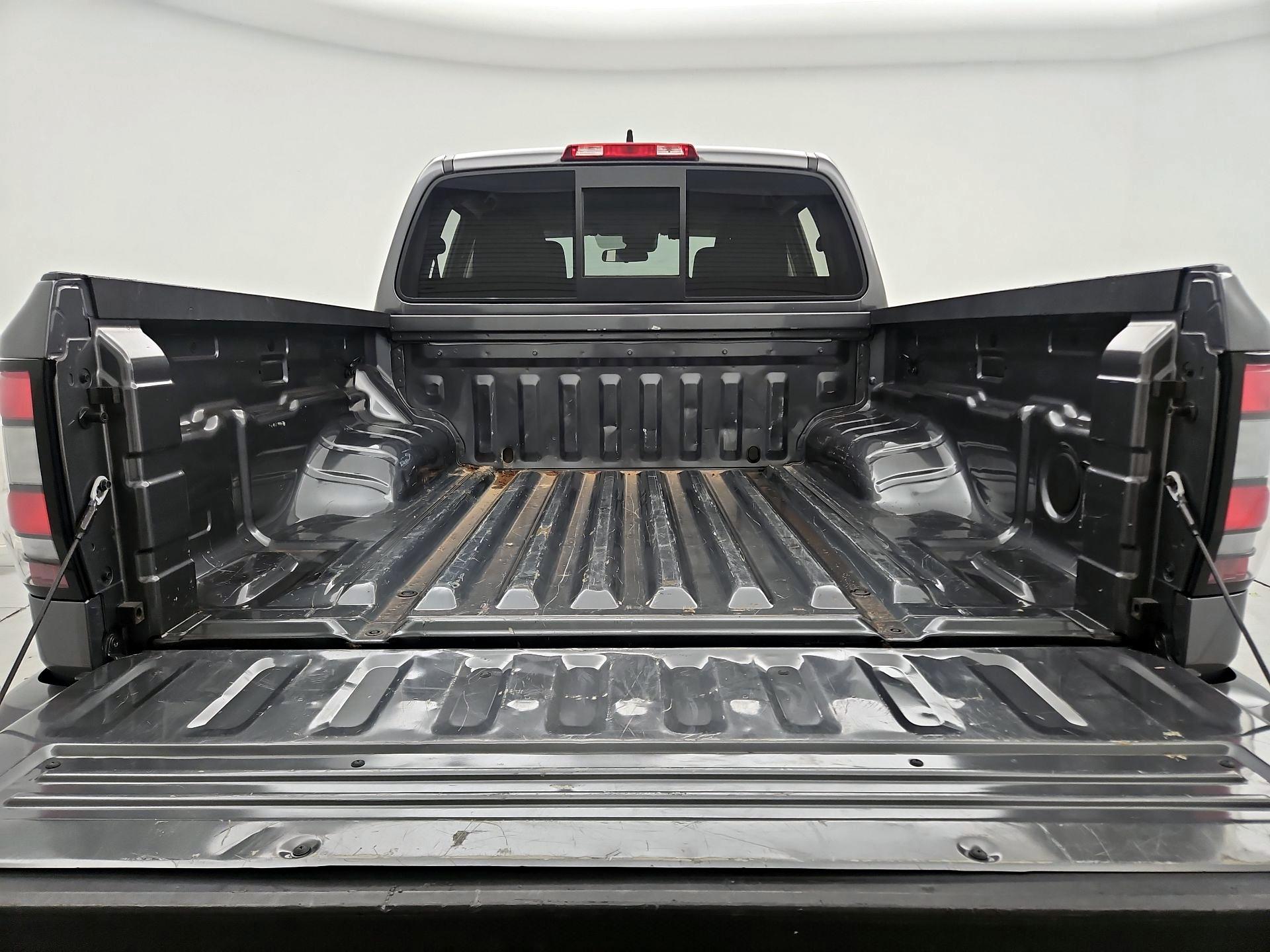 Thumbnail: 2022 Nissan Frontier - 20