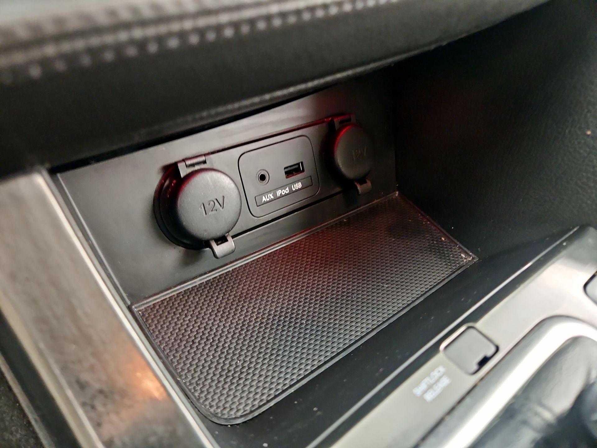 Thumbnail: 2013 Kia Optima - 18