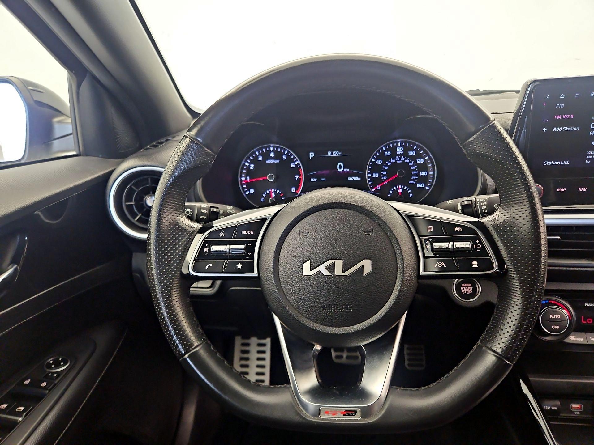 Thumbnail: 2023 Kia Forte - 10