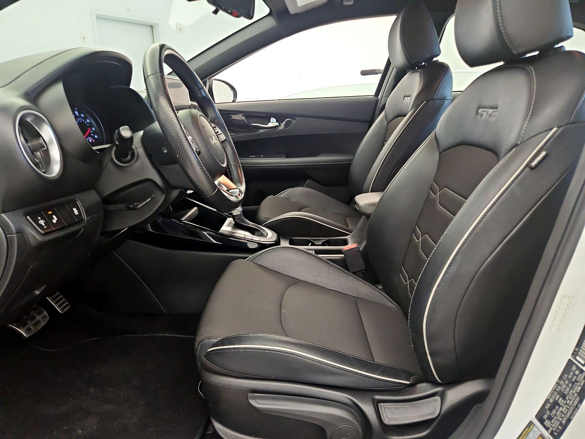 Thumbnail: 2023 Kia Forte - 11