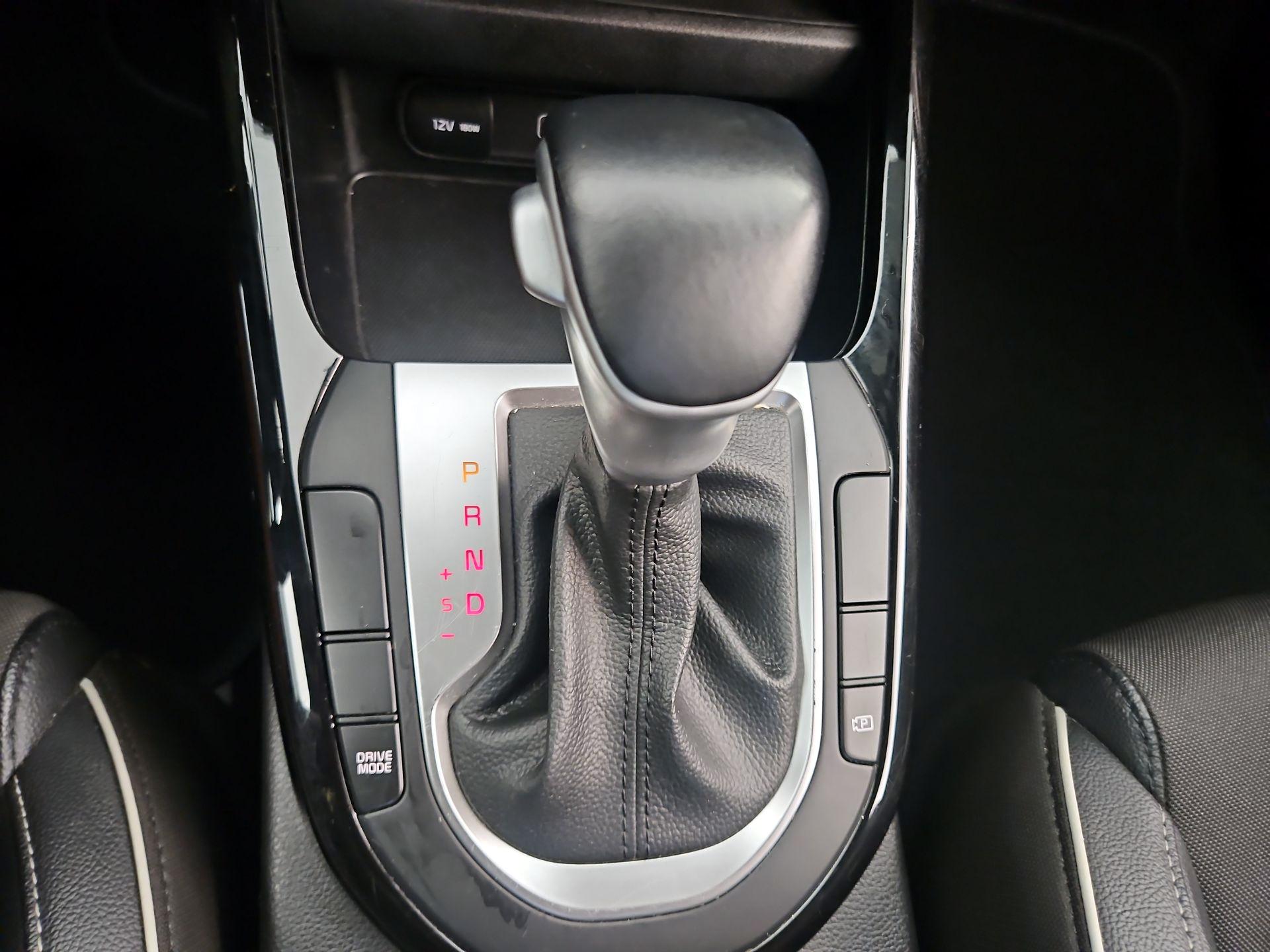 Thumbnail: 2023 Kia Forte - 18
