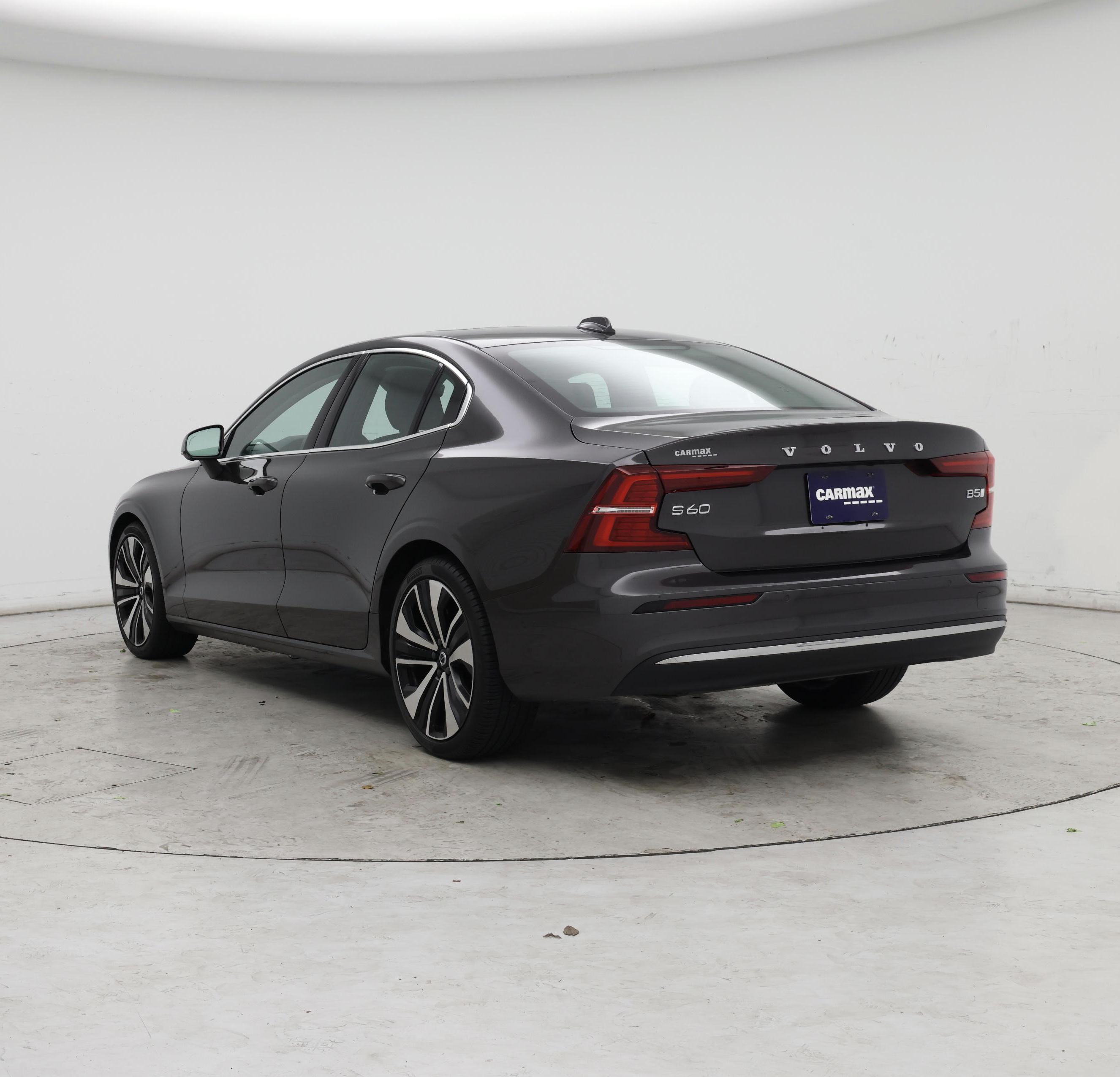 Thumbnail: 2023 Volvo S60 - 2