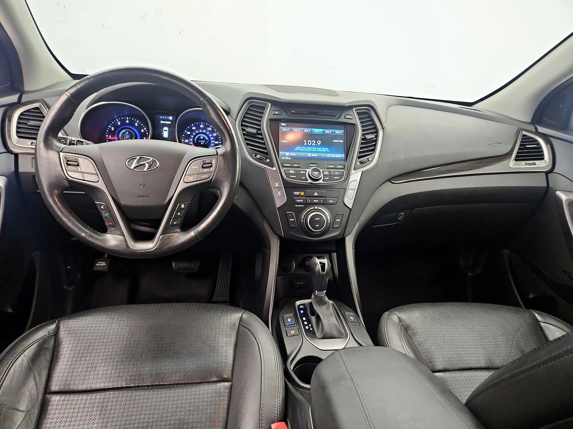Thumbnail: 2015 Hyundai Santa Fe - 9