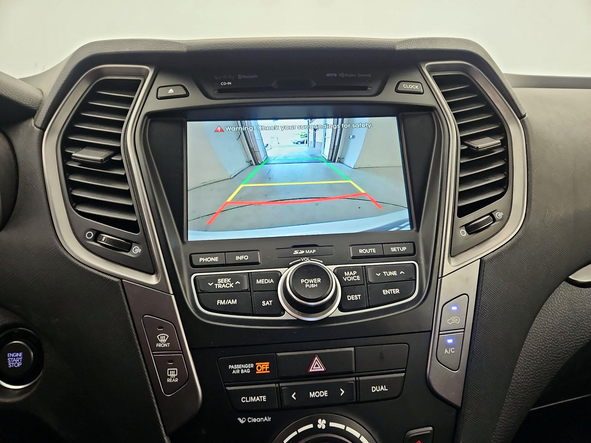 Thumbnail: 2015 Hyundai Santa Fe - 14