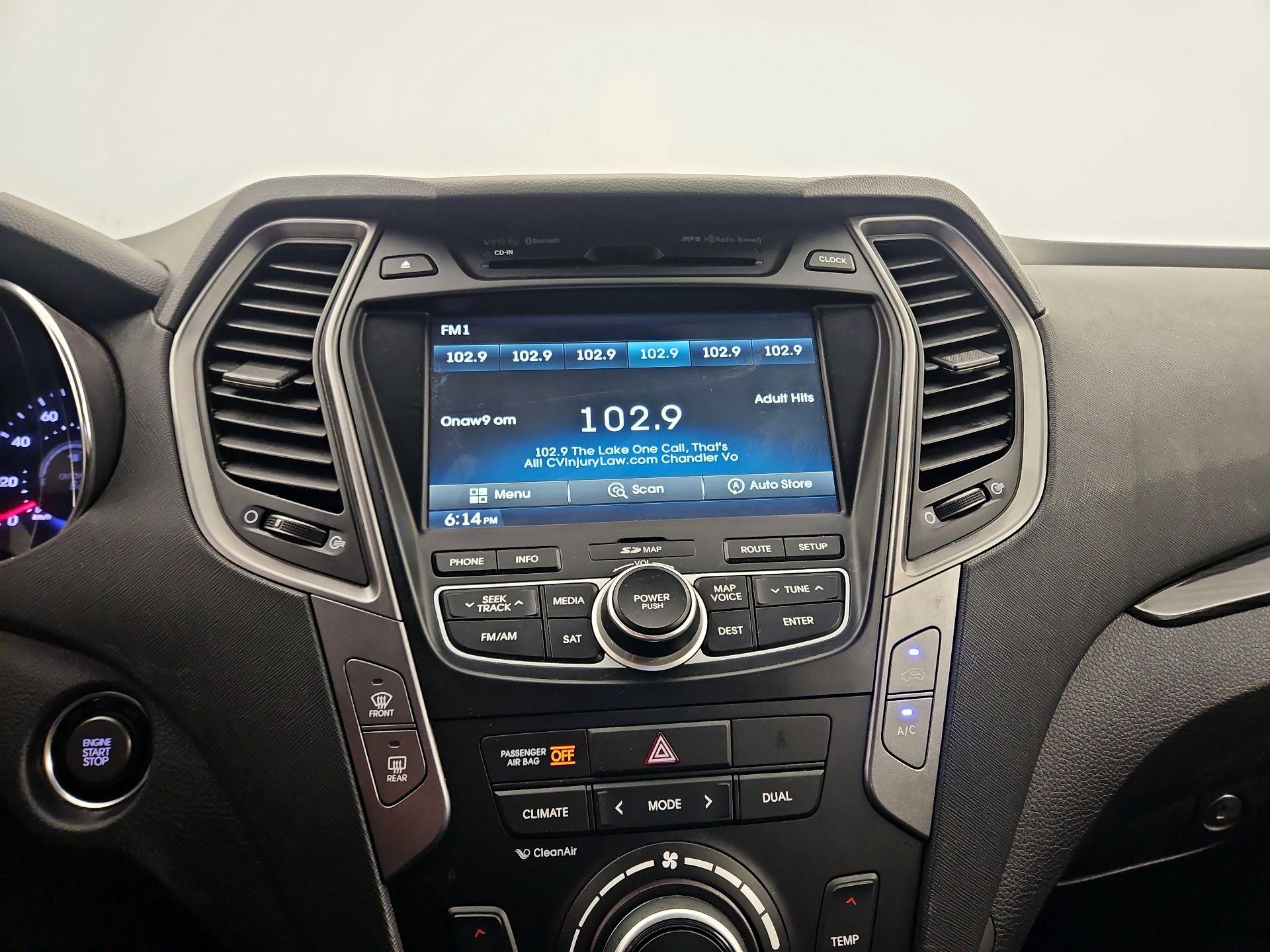 Thumbnail: 2015 Hyundai Santa Fe - 15