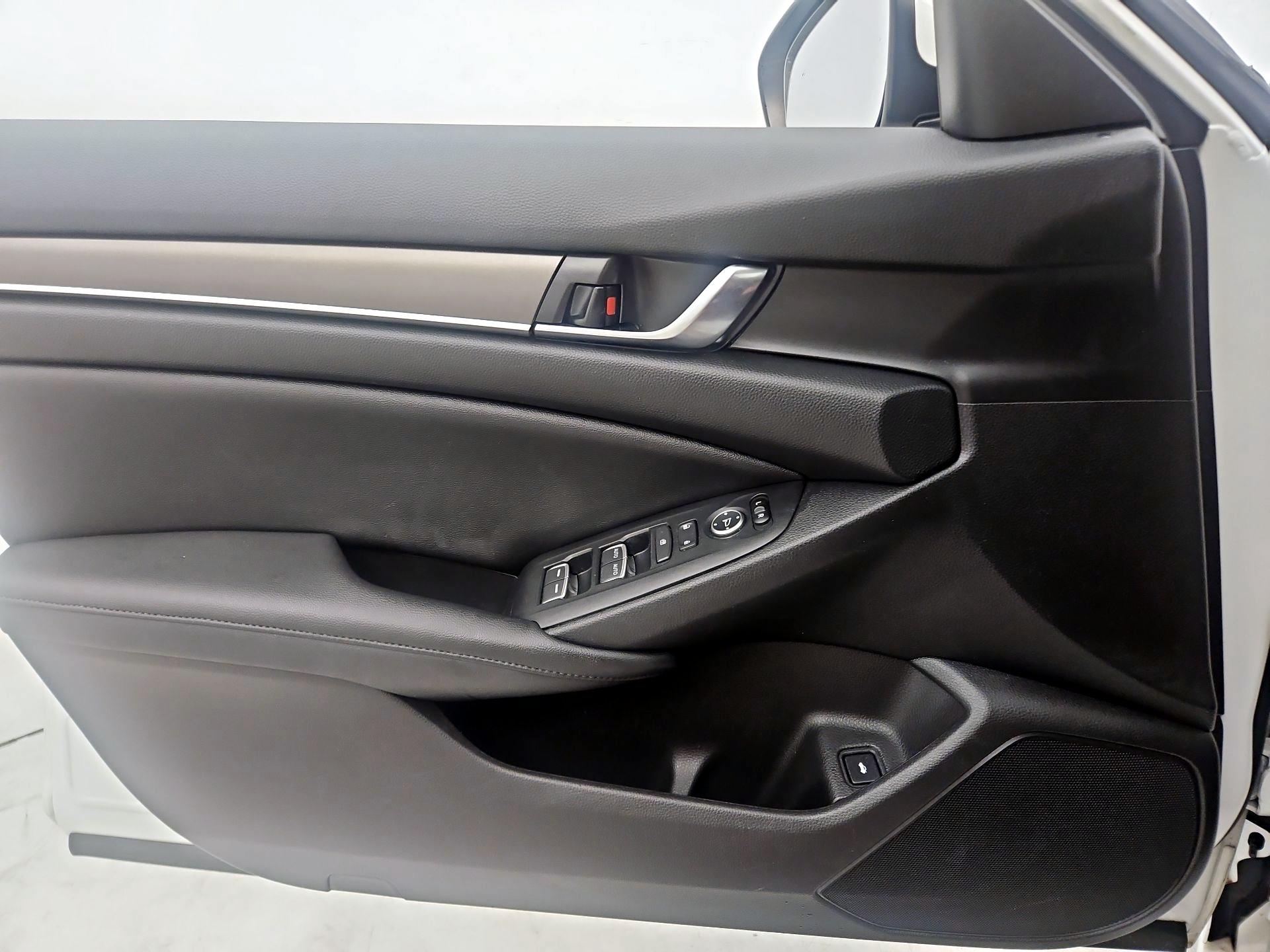 Thumbnail: 2021 Honda Accord - 12