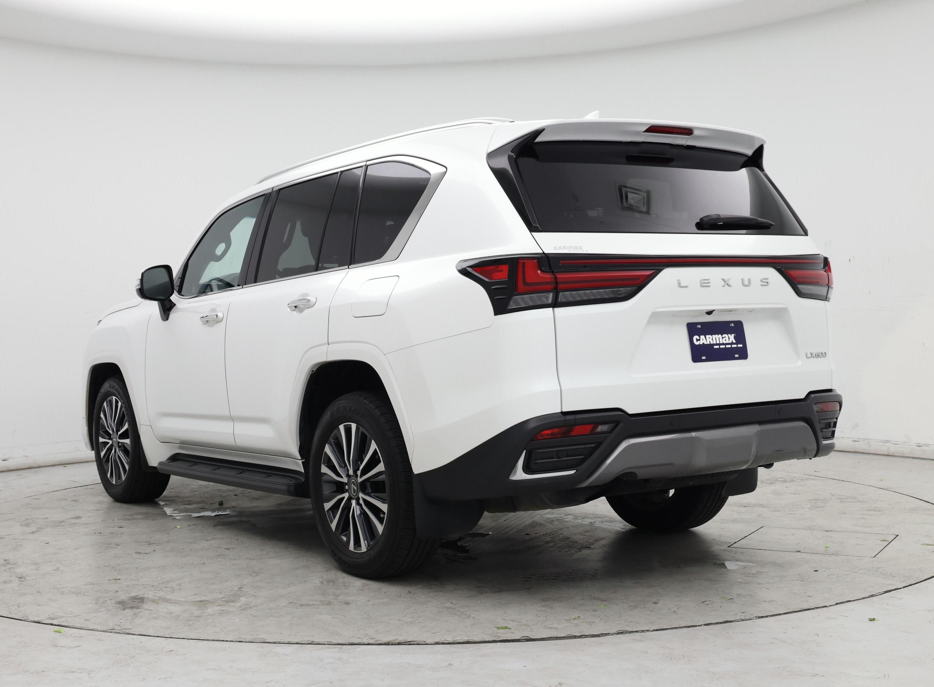 Thumbnail: 2022 Lexus LX - 2