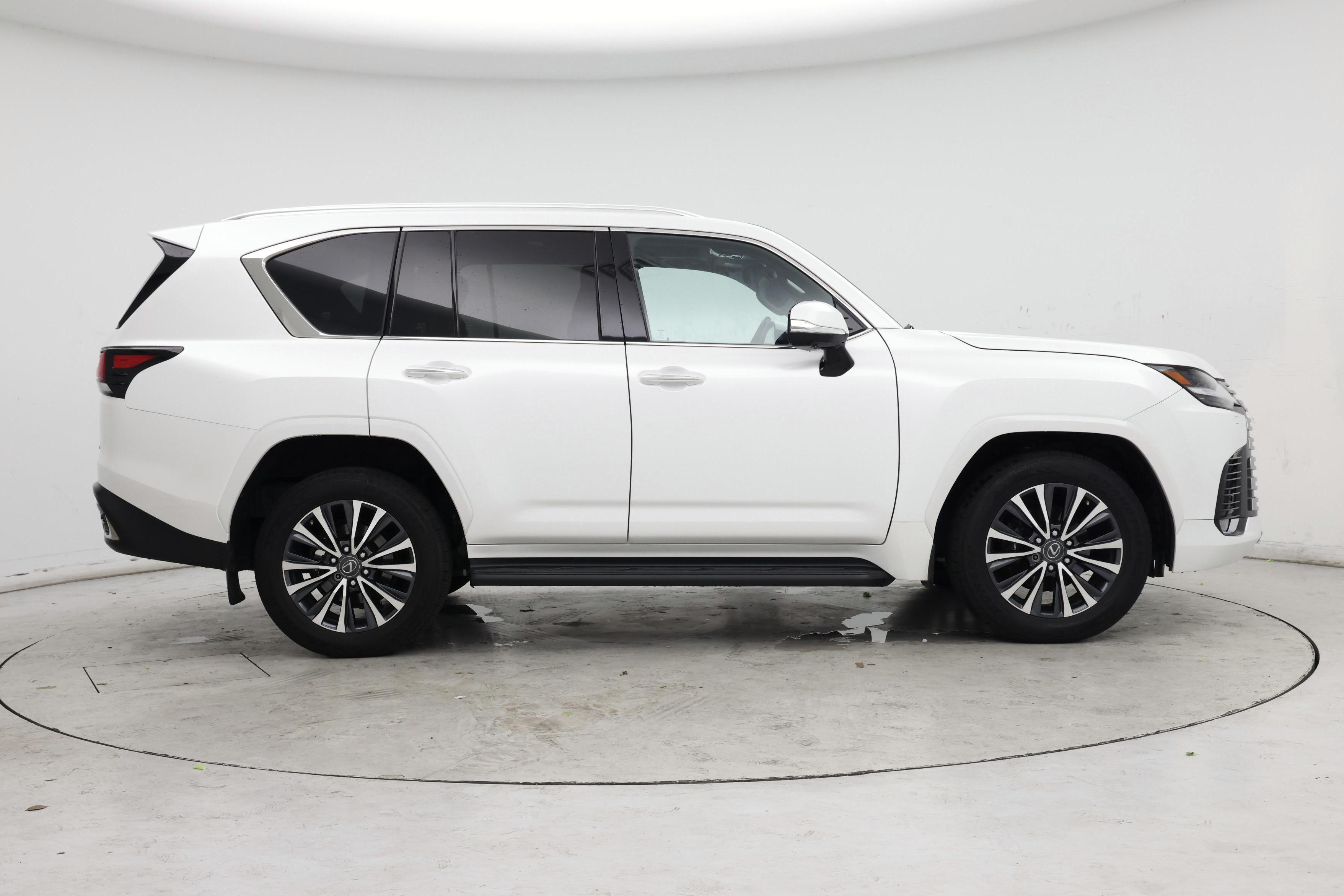 Thumbnail: 2022 Lexus LX - 7