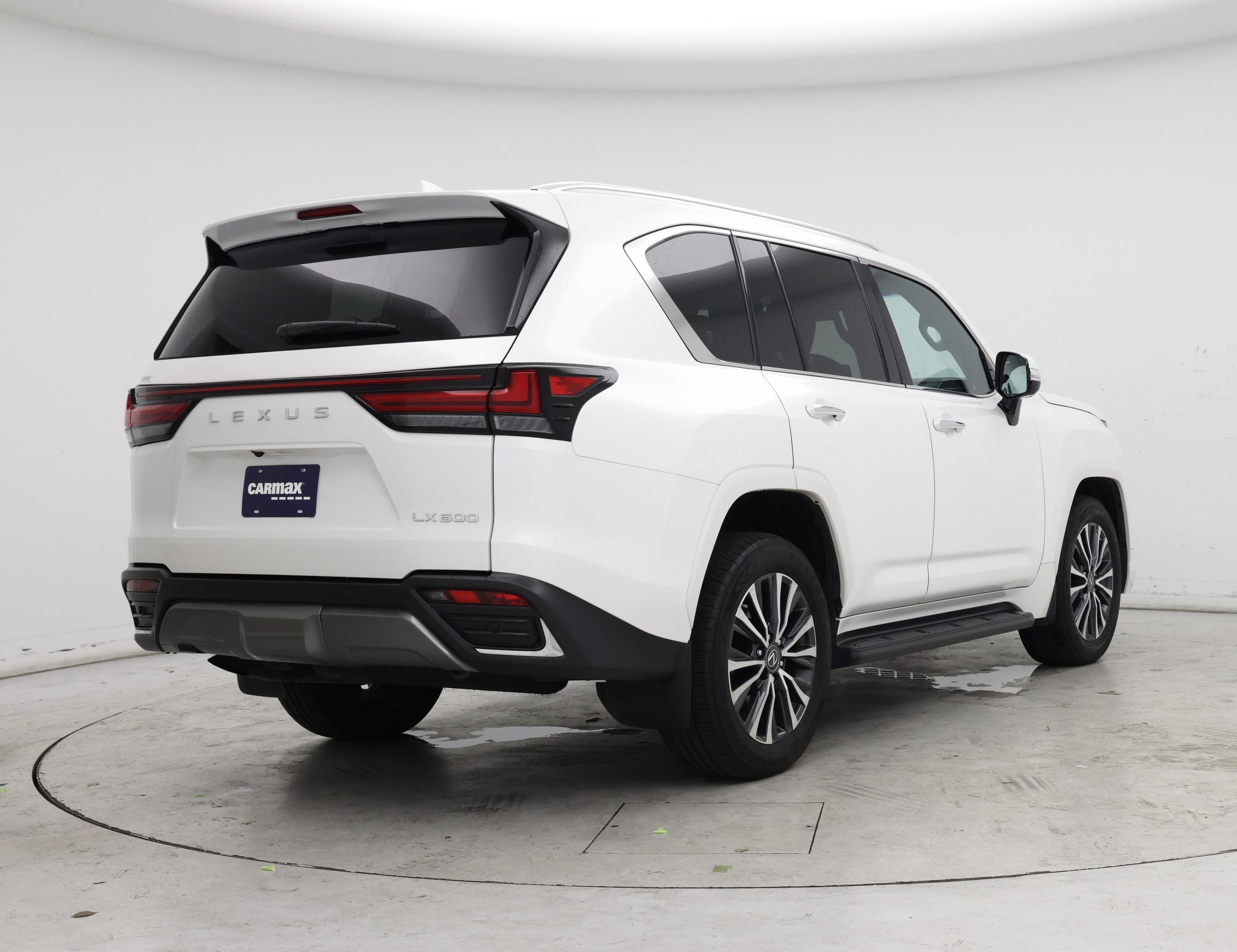 Thumbnail: 2022 Lexus LX - 8