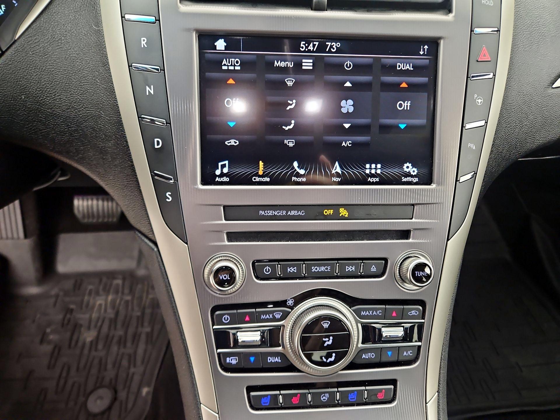 Thumbnail: 2019 Lincoln MKZ - 17