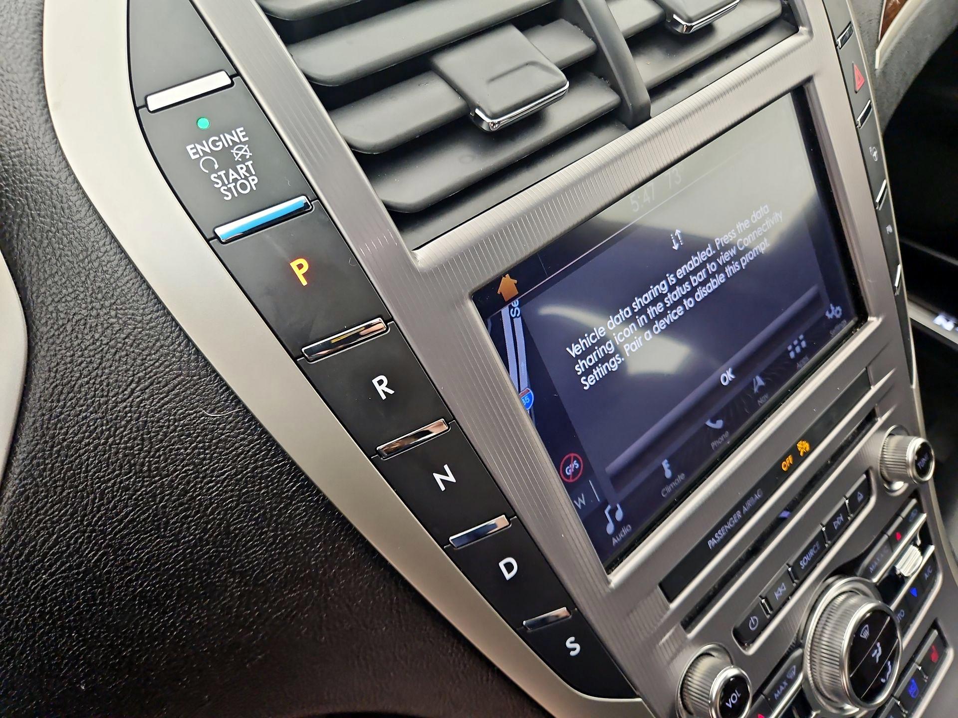 Thumbnail: 2019 Lincoln MKZ - 18