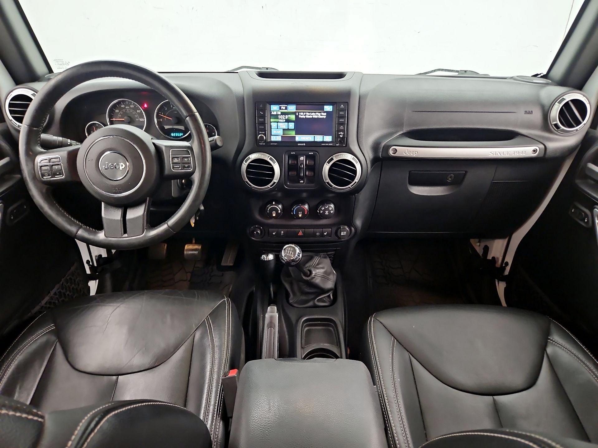 Thumbnail: 2016 Jeep Wrangler - 9