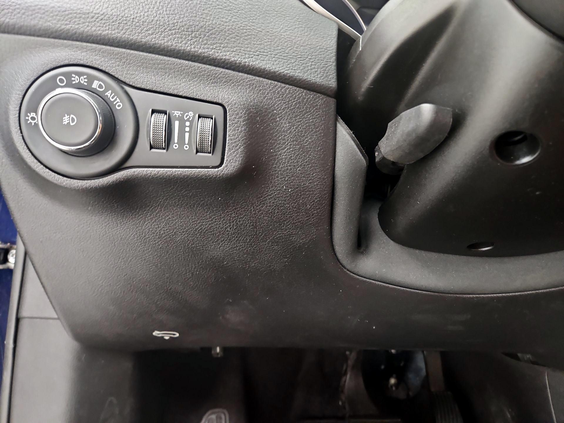 Thumbnail: 2019 Jeep Compass - 13