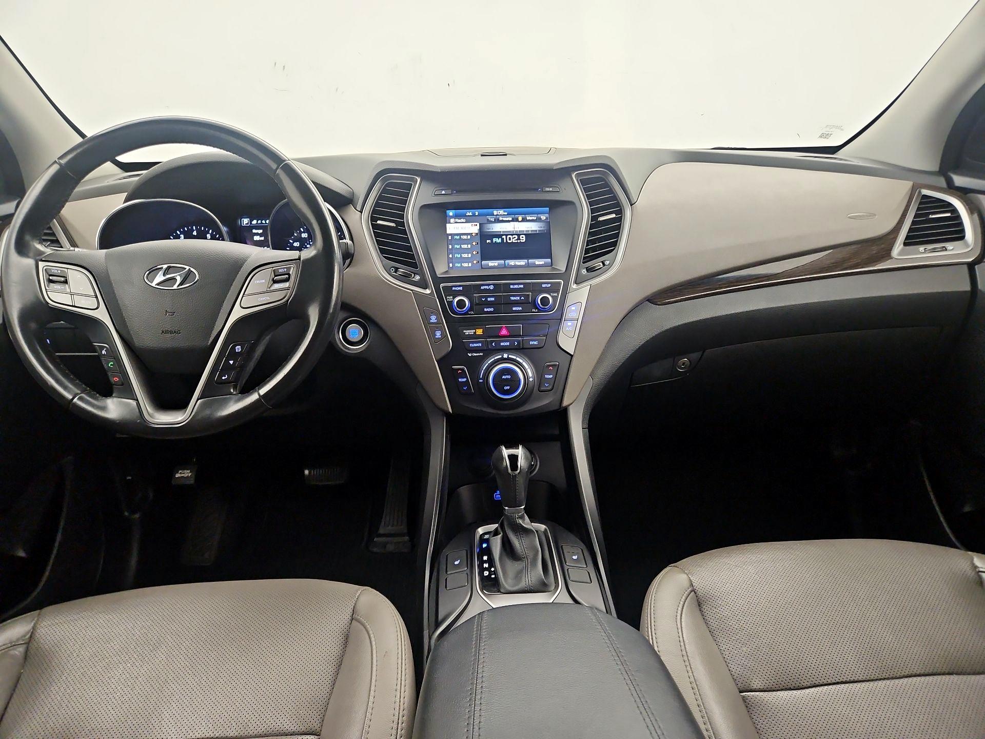 Thumbnail: 2017 Hyundai Santa Fe - 9