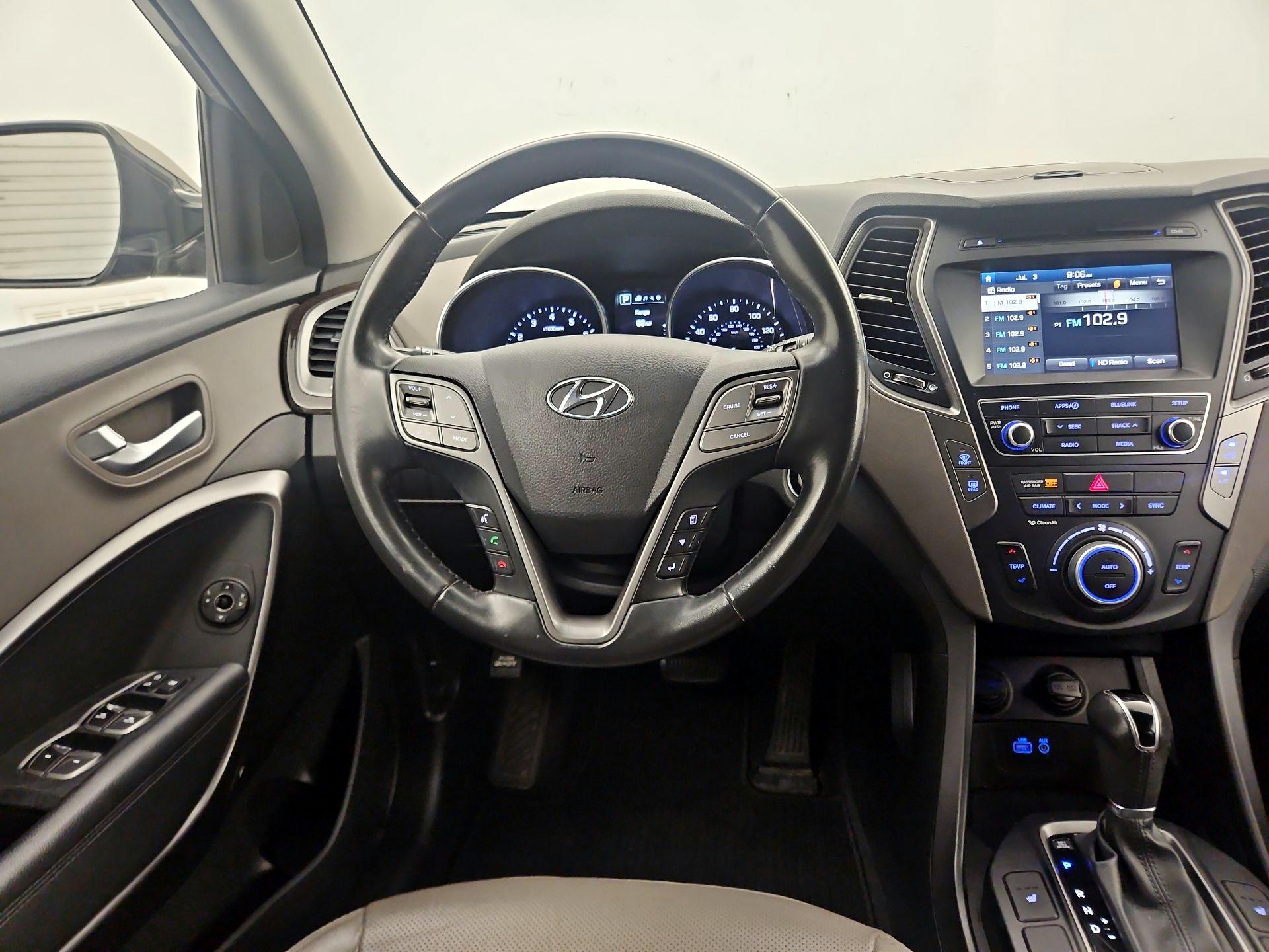 Thumbnail: 2017 Hyundai Santa Fe - 10