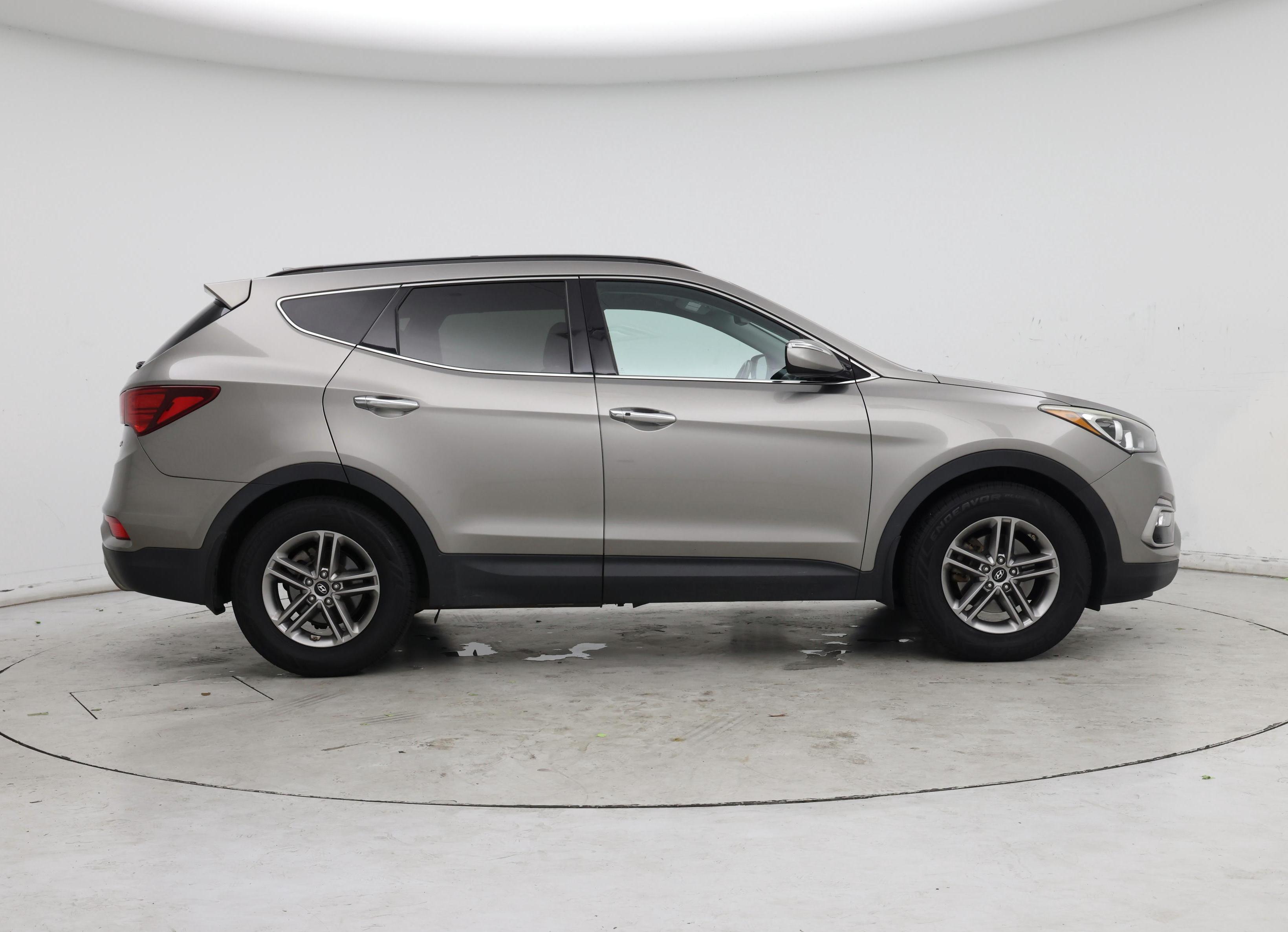 Thumbnail: 2017 Hyundai Santa Fe - 7