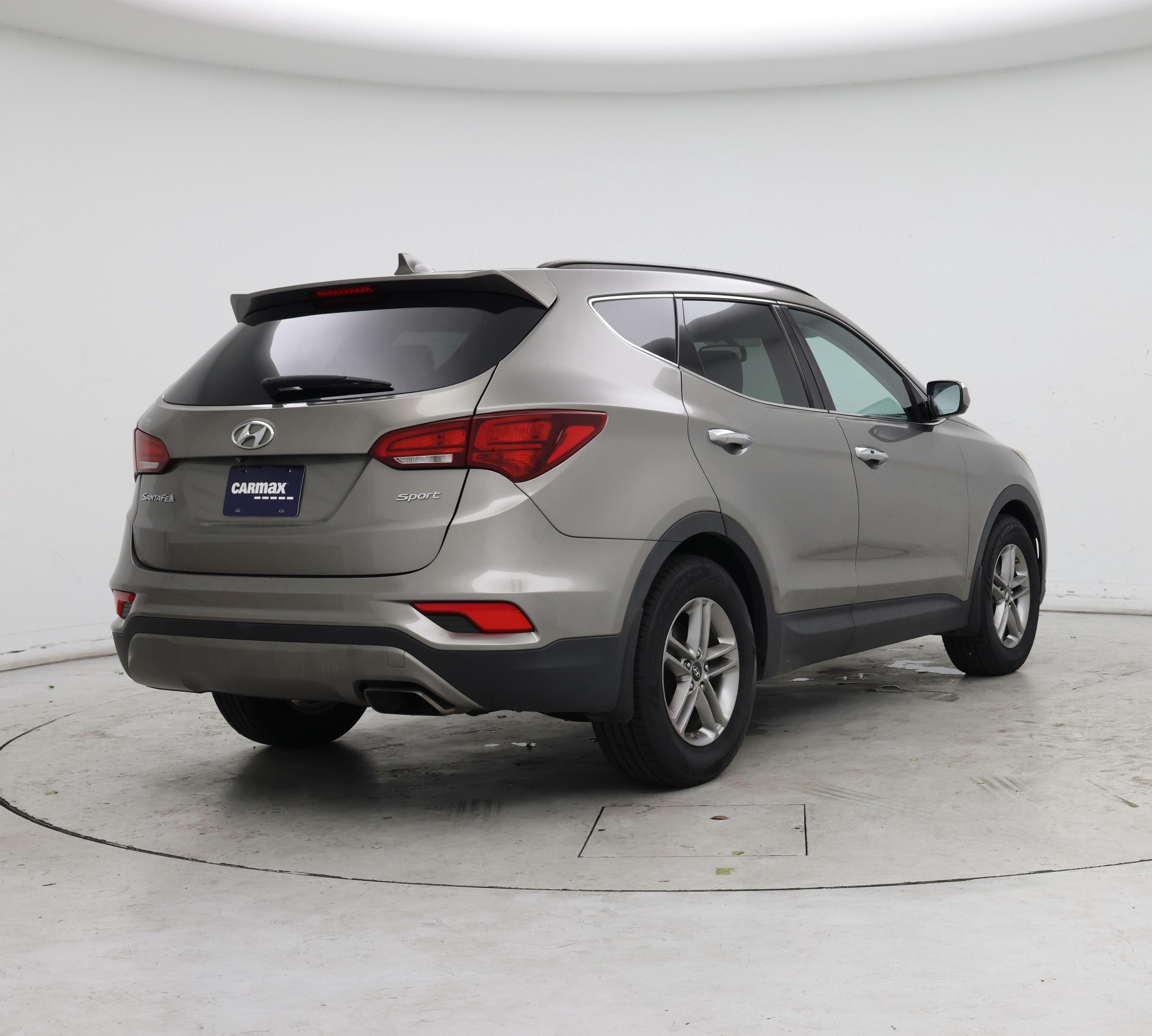 Thumbnail: 2017 Hyundai Santa Fe - 8