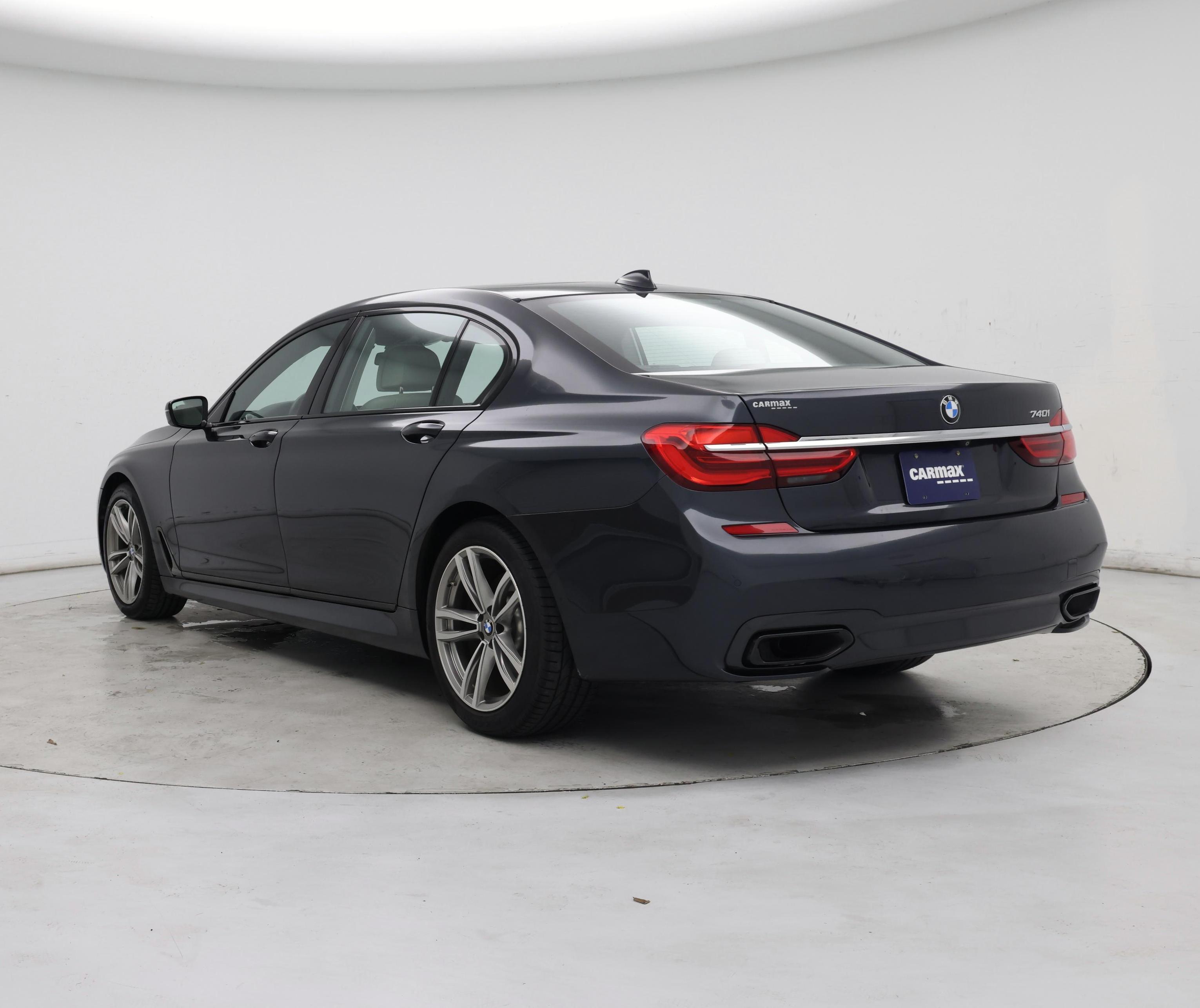 Thumbnail: 2016 BMW 7 Series - 2