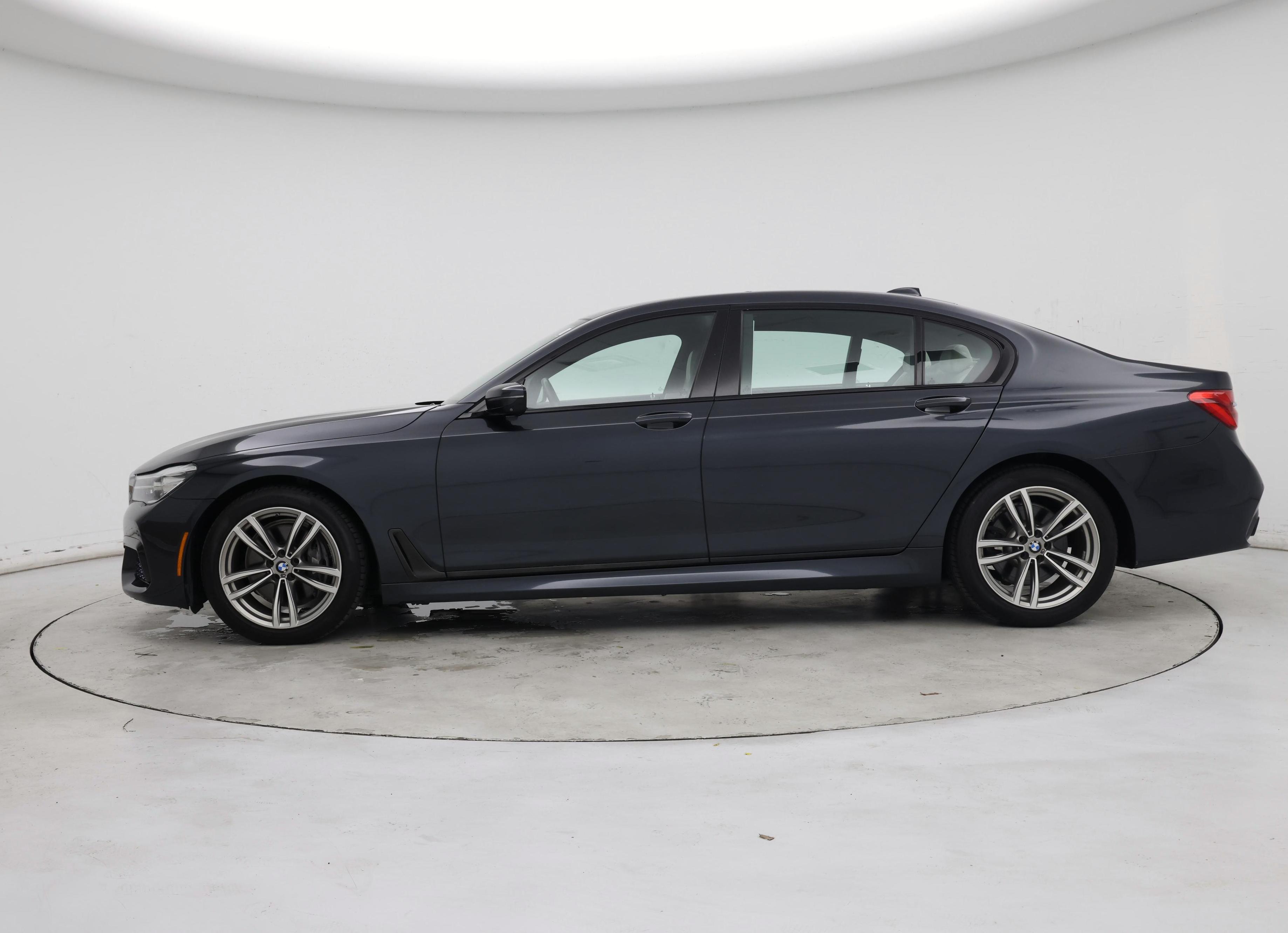 Thumbnail: 2016 BMW 7 Series - 3