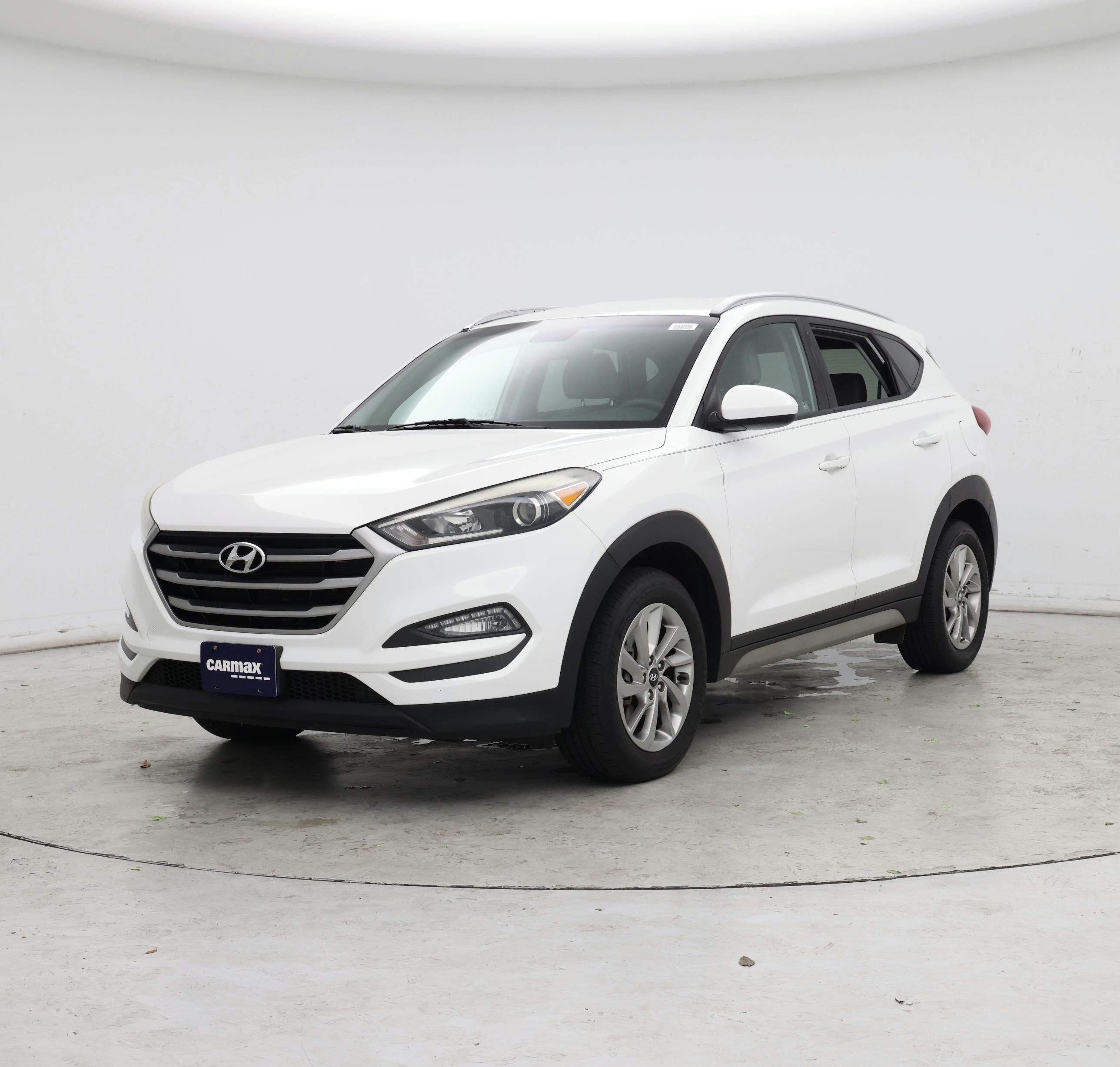 Thumbnail: 2018 Hyundai Tucson - 4