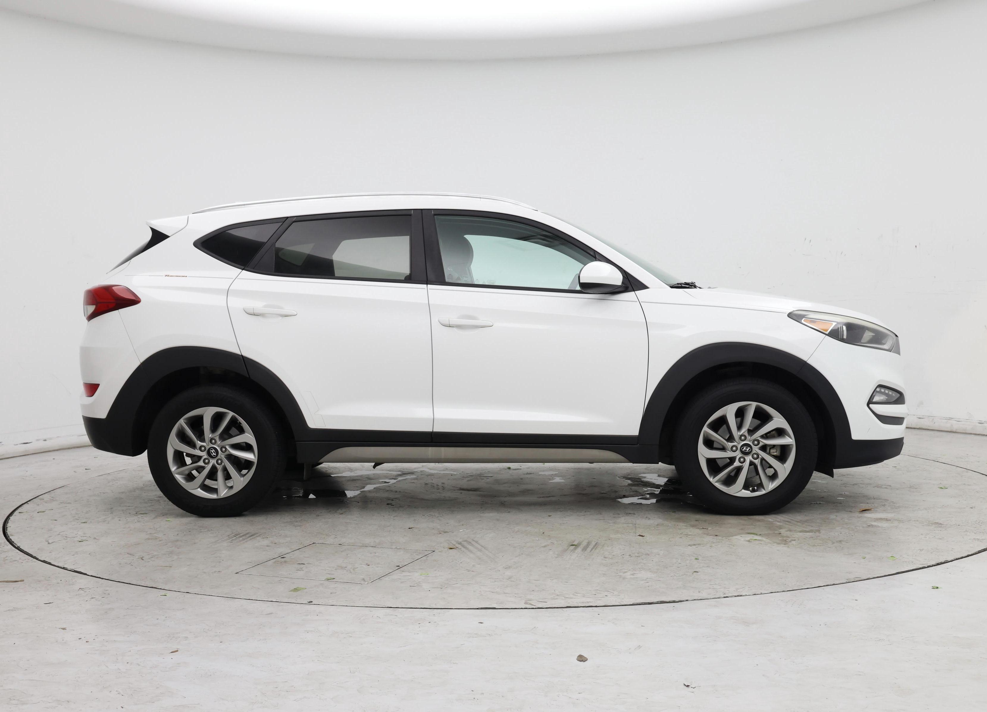 Thumbnail: 2018 Hyundai Tucson - 7
